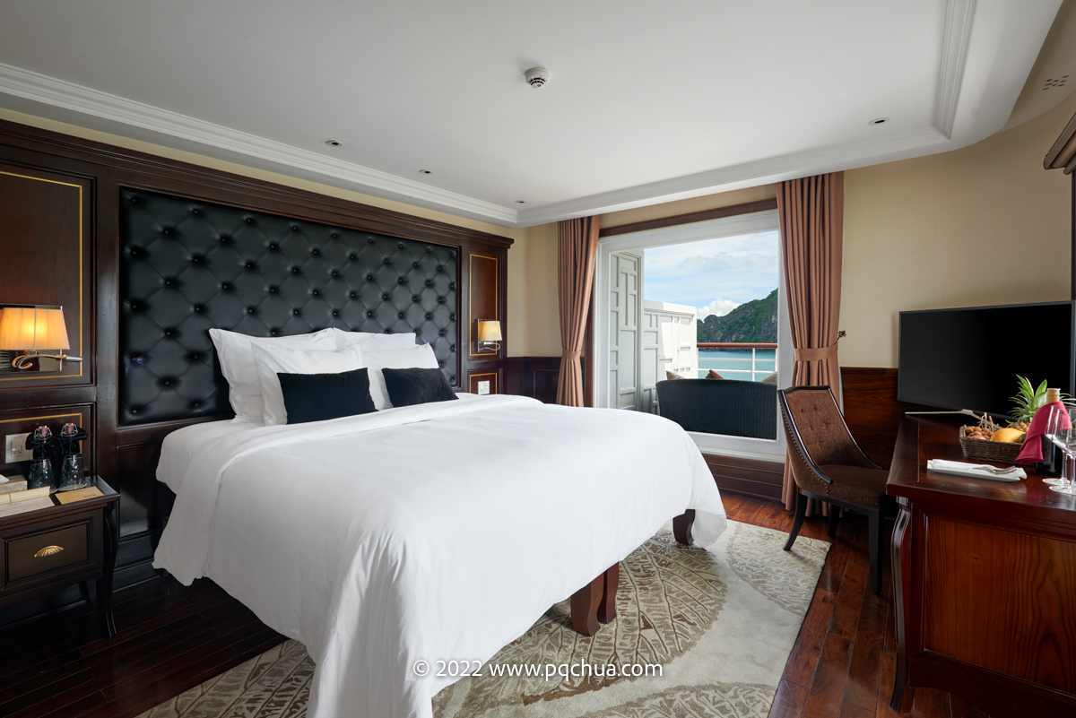 Suite with Balcony