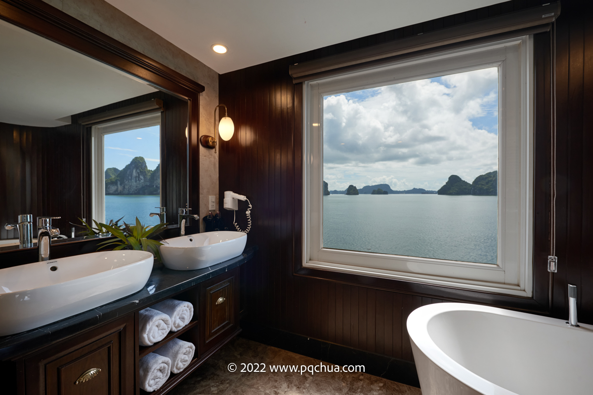 Suite with Balcony