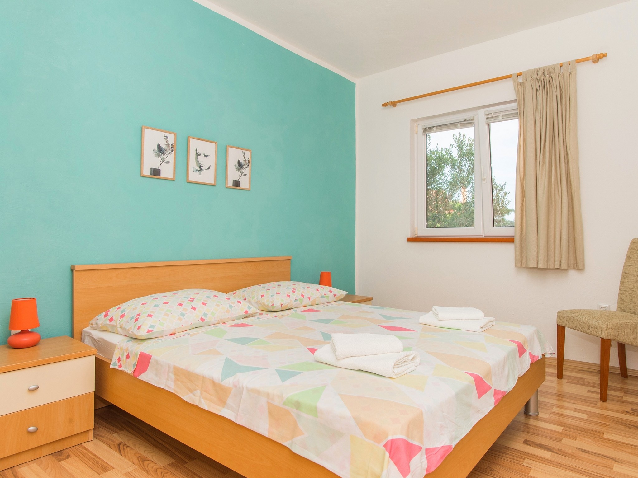 Apartment Capacity 4