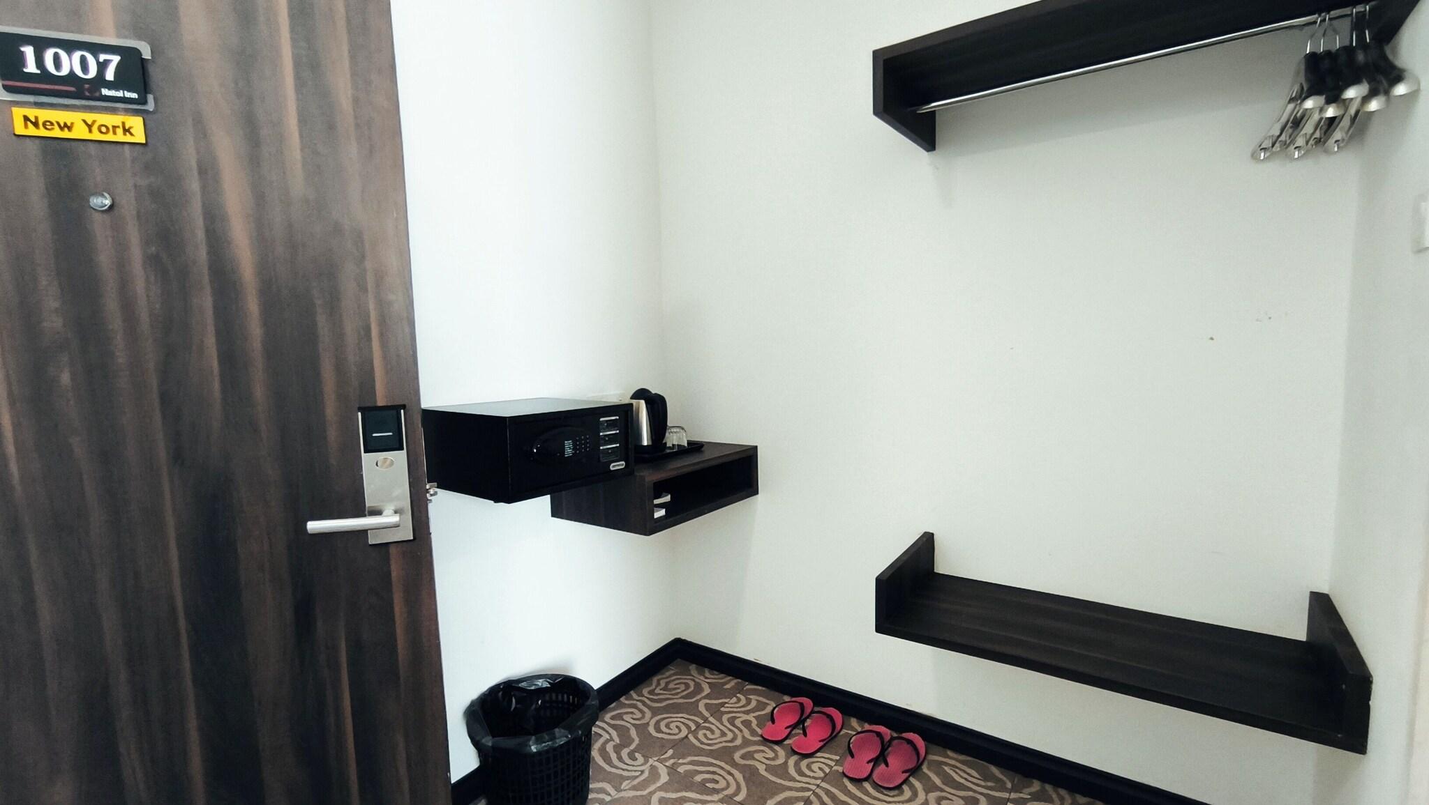 Double Two Queen Beds