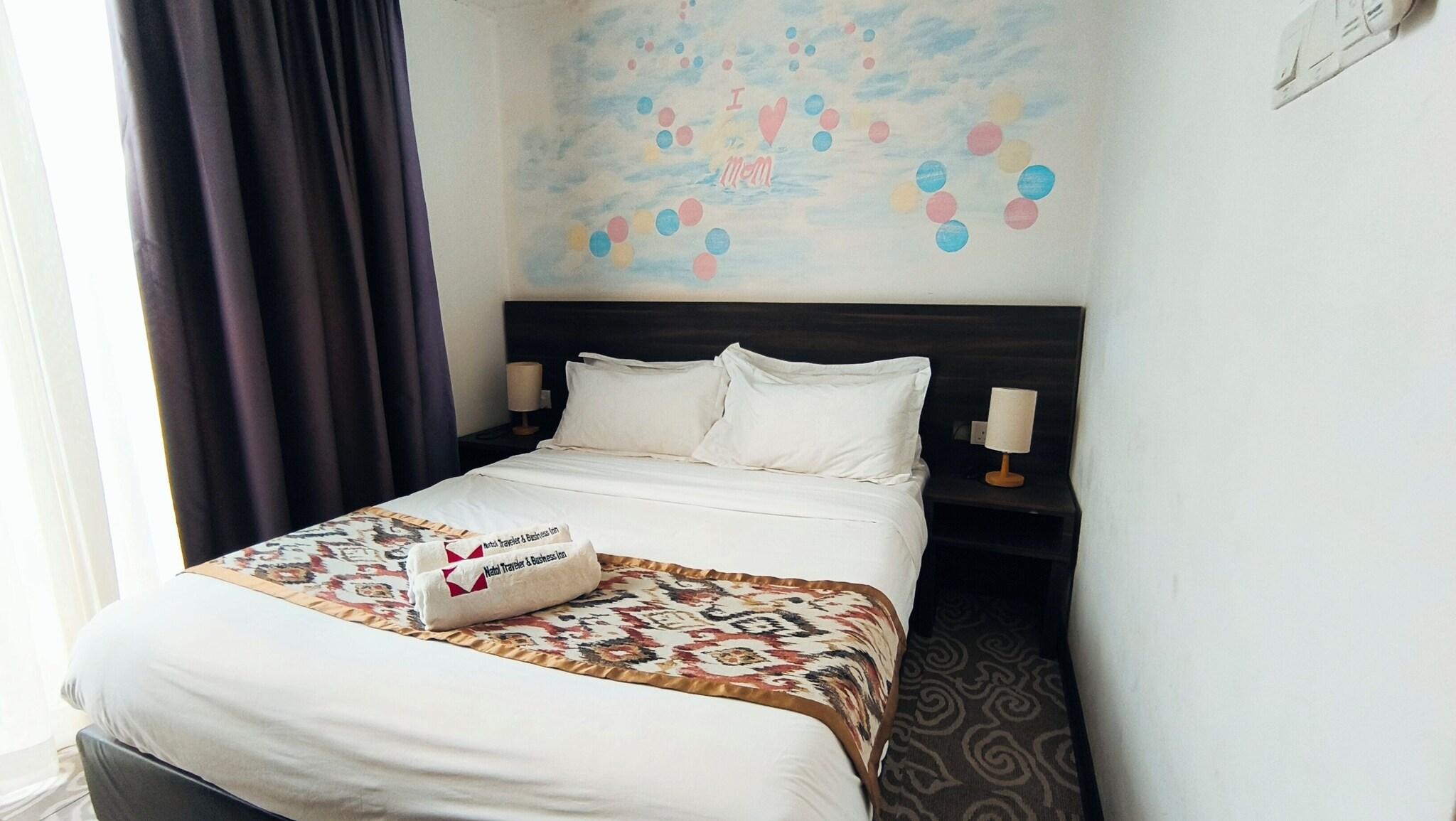 Double Queen Size Bed