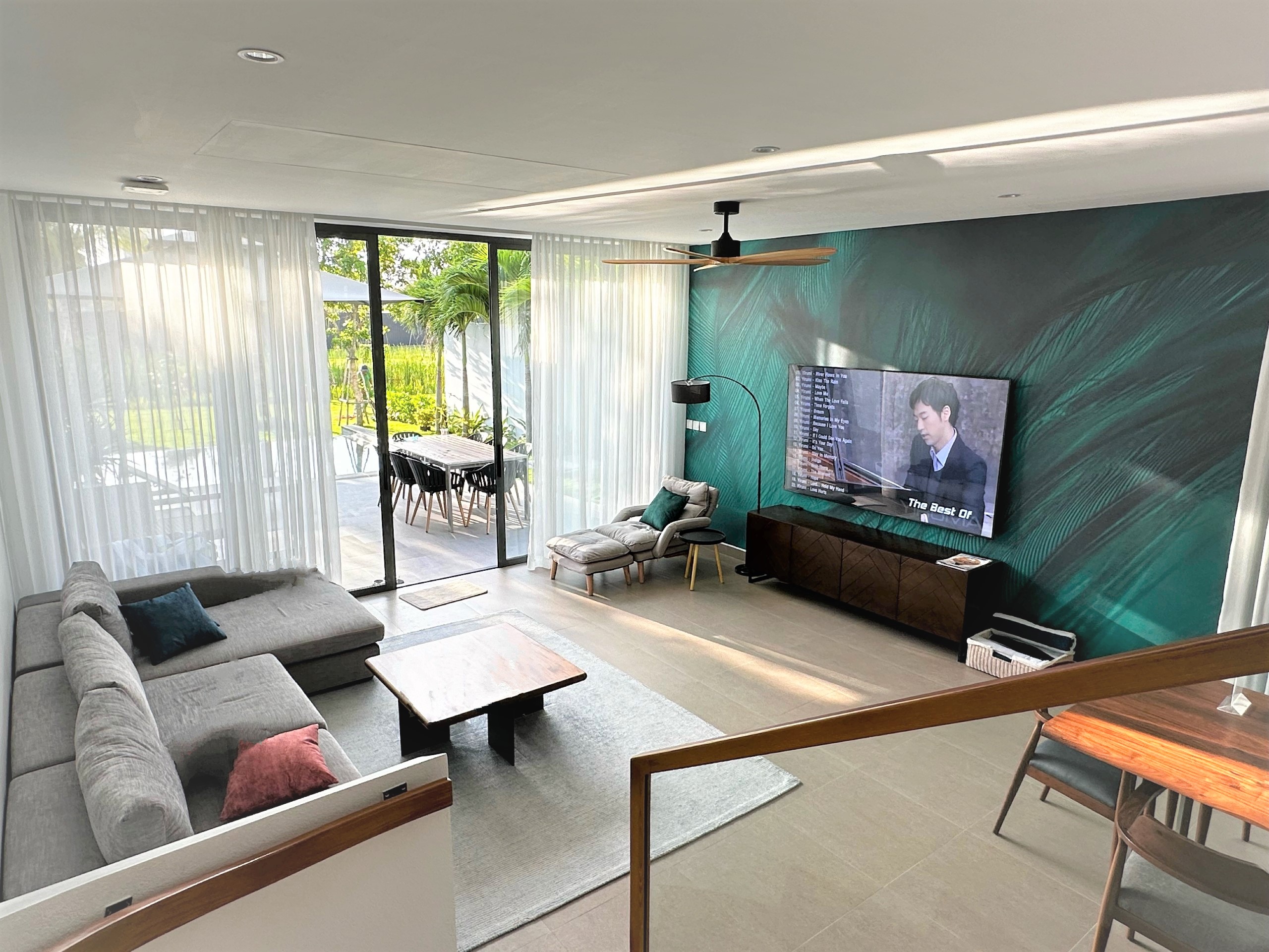 Villa Three Bedrooms Three Bathrooms