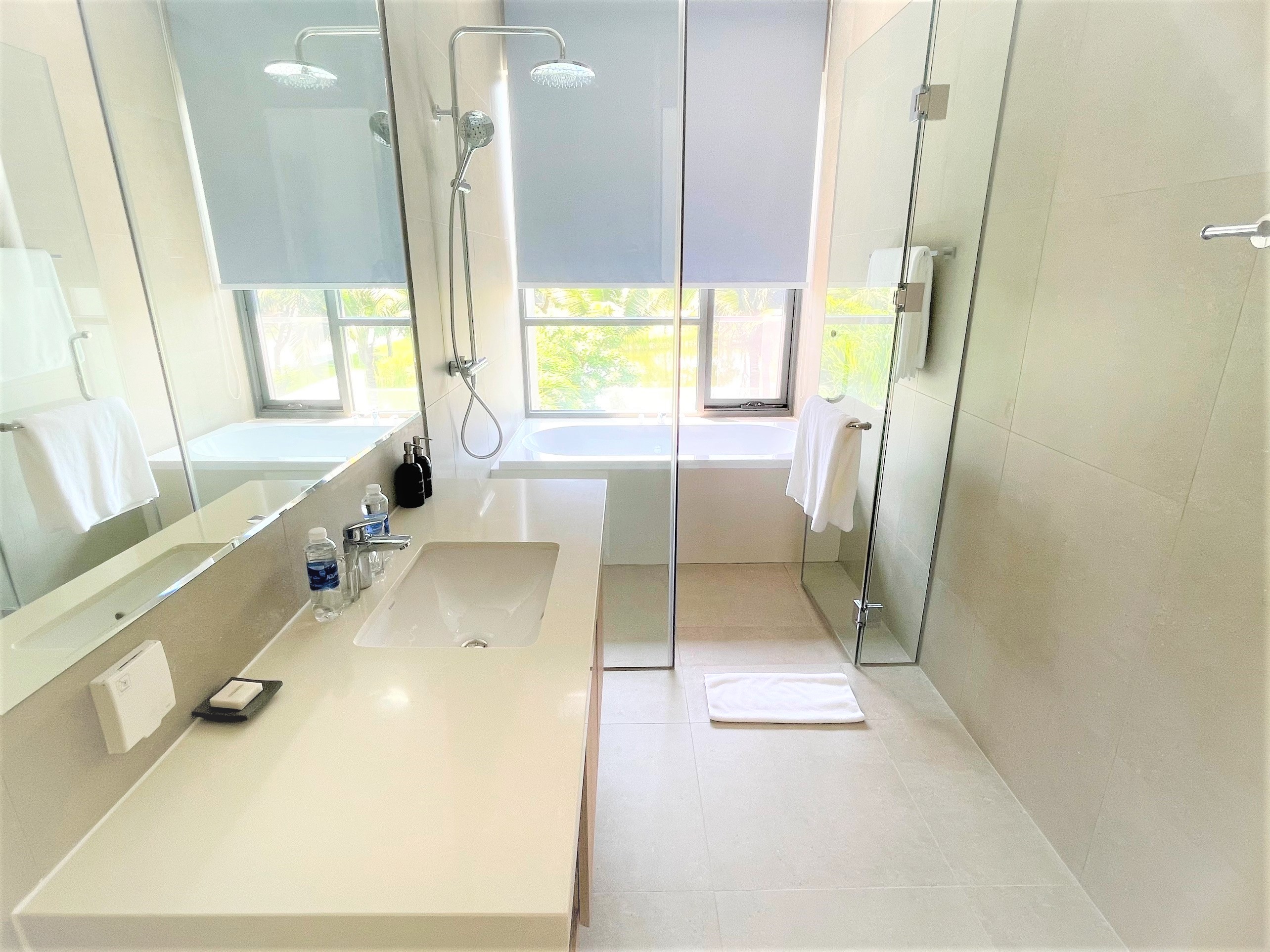 Villa Three Bedrooms Three Bathrooms