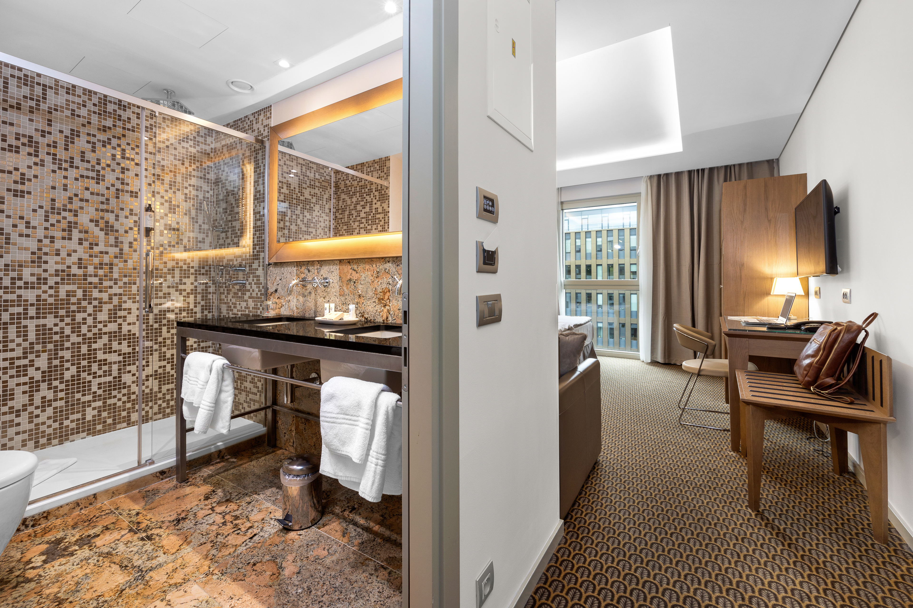 Double or Twin Executive