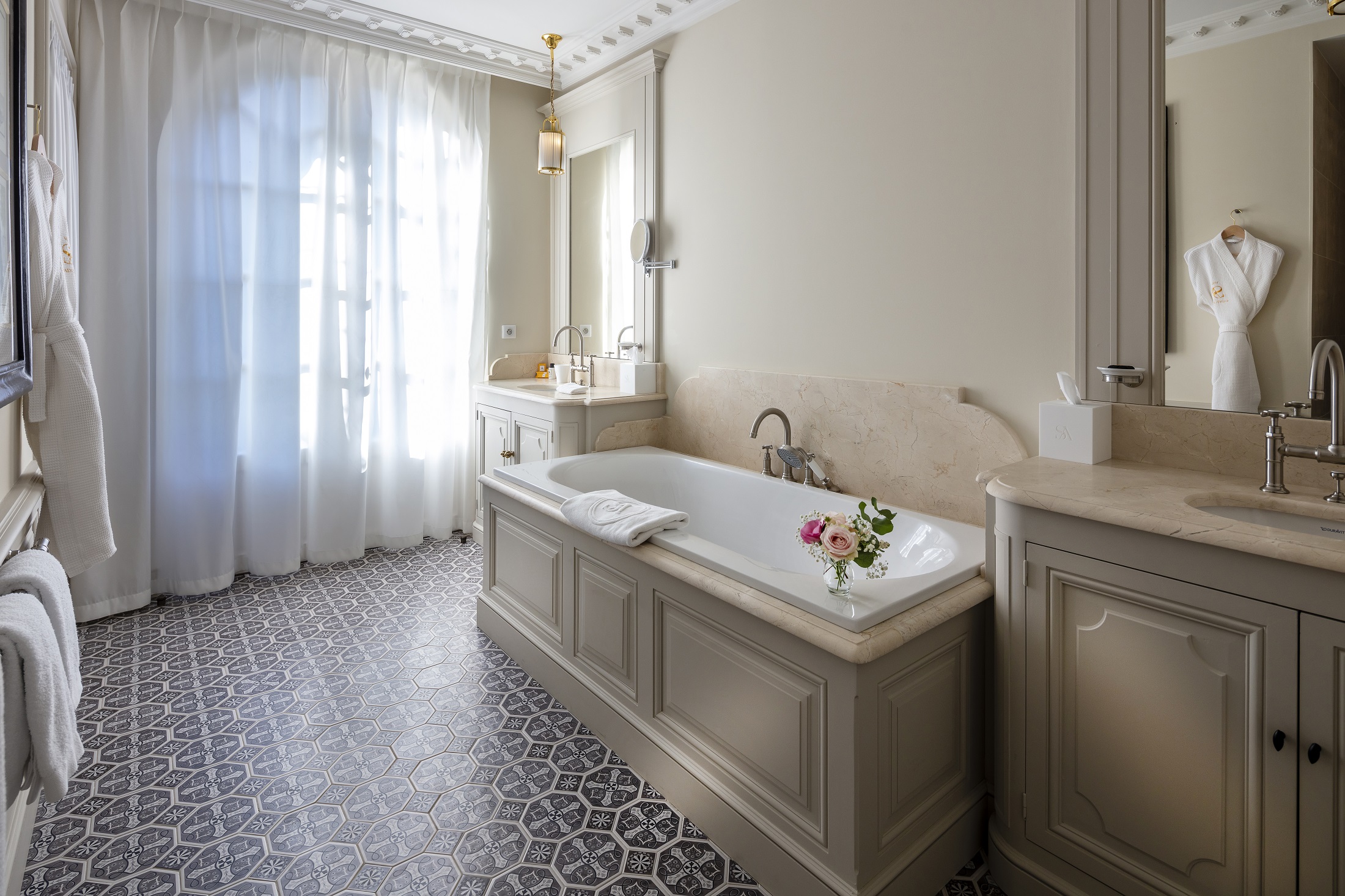 Double or Twin Prestige