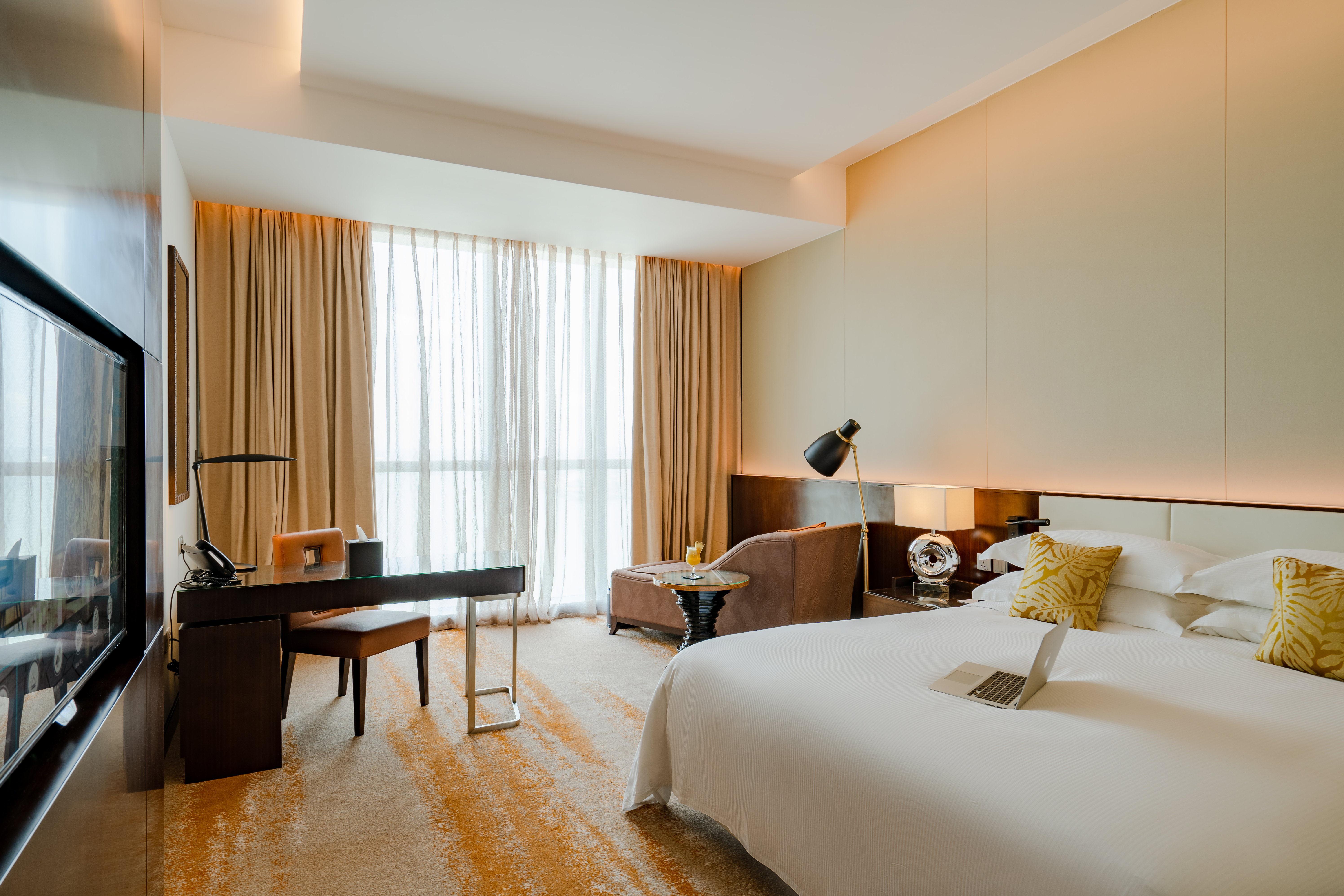 Double Classic King Bed