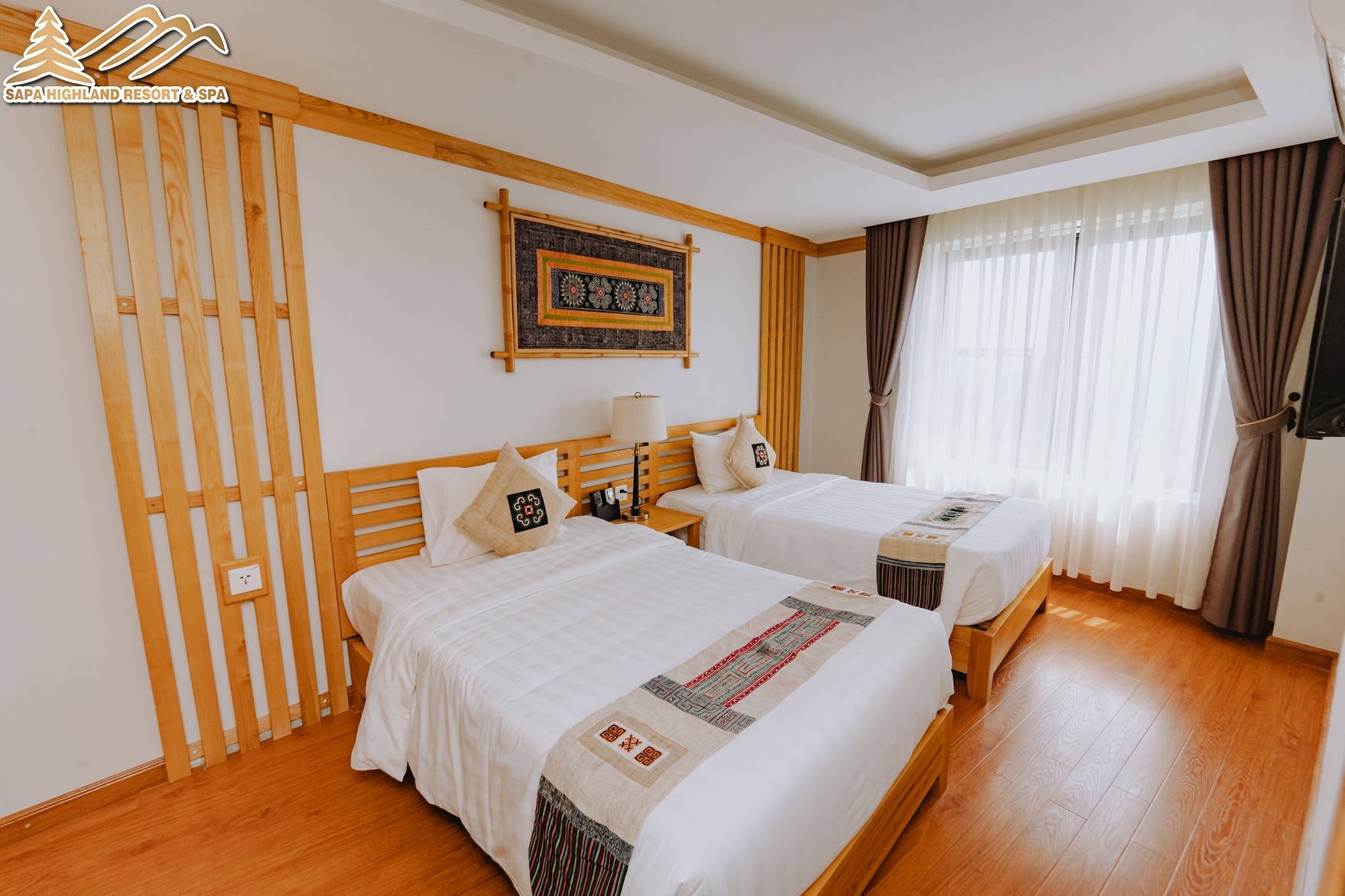 Family Room Three Beds