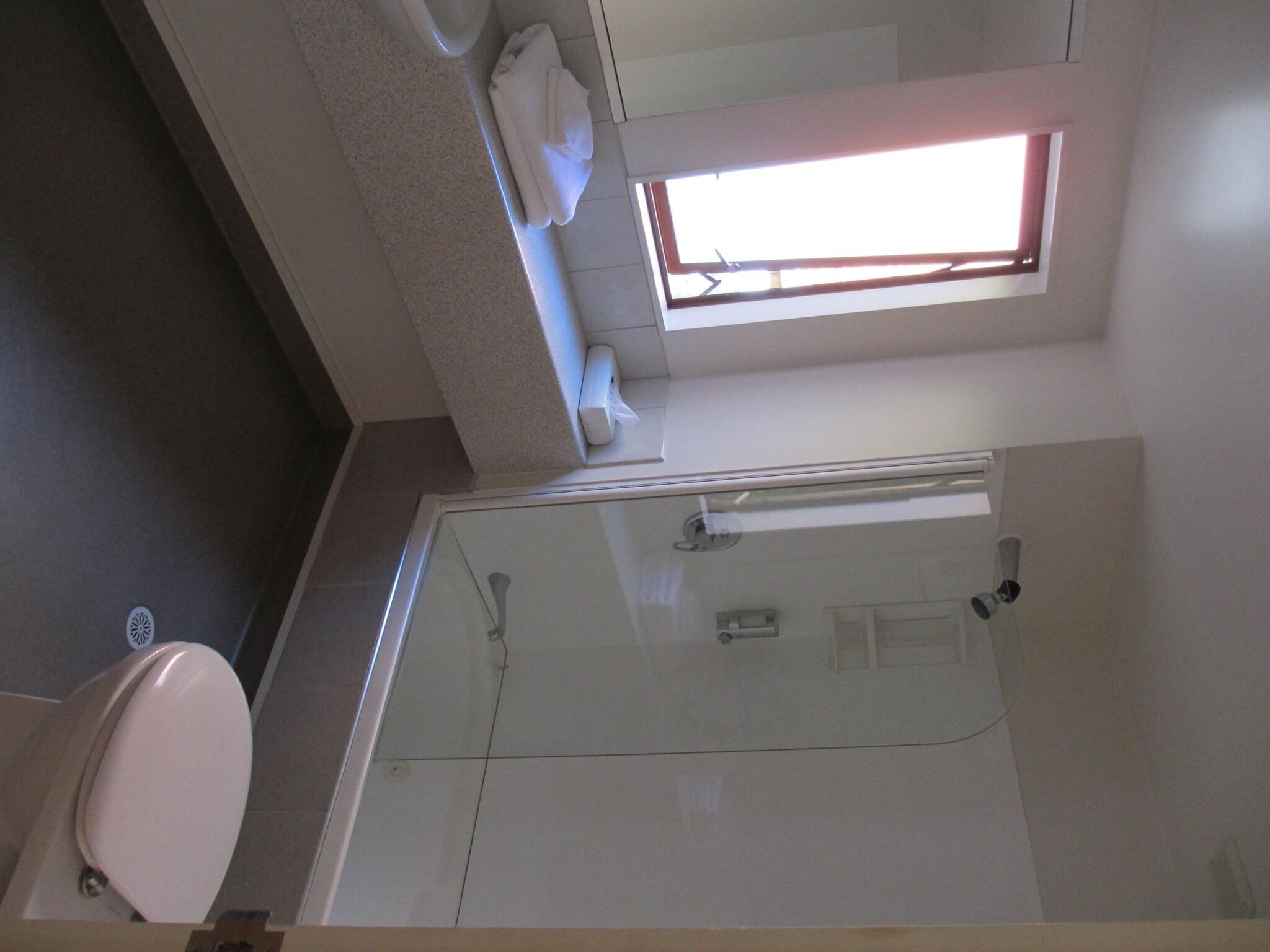 Apartment with Kitchenette