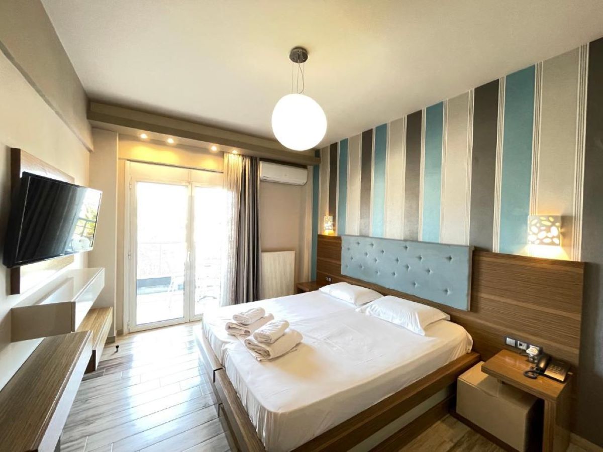 Double or Twin Deluxe Sea View