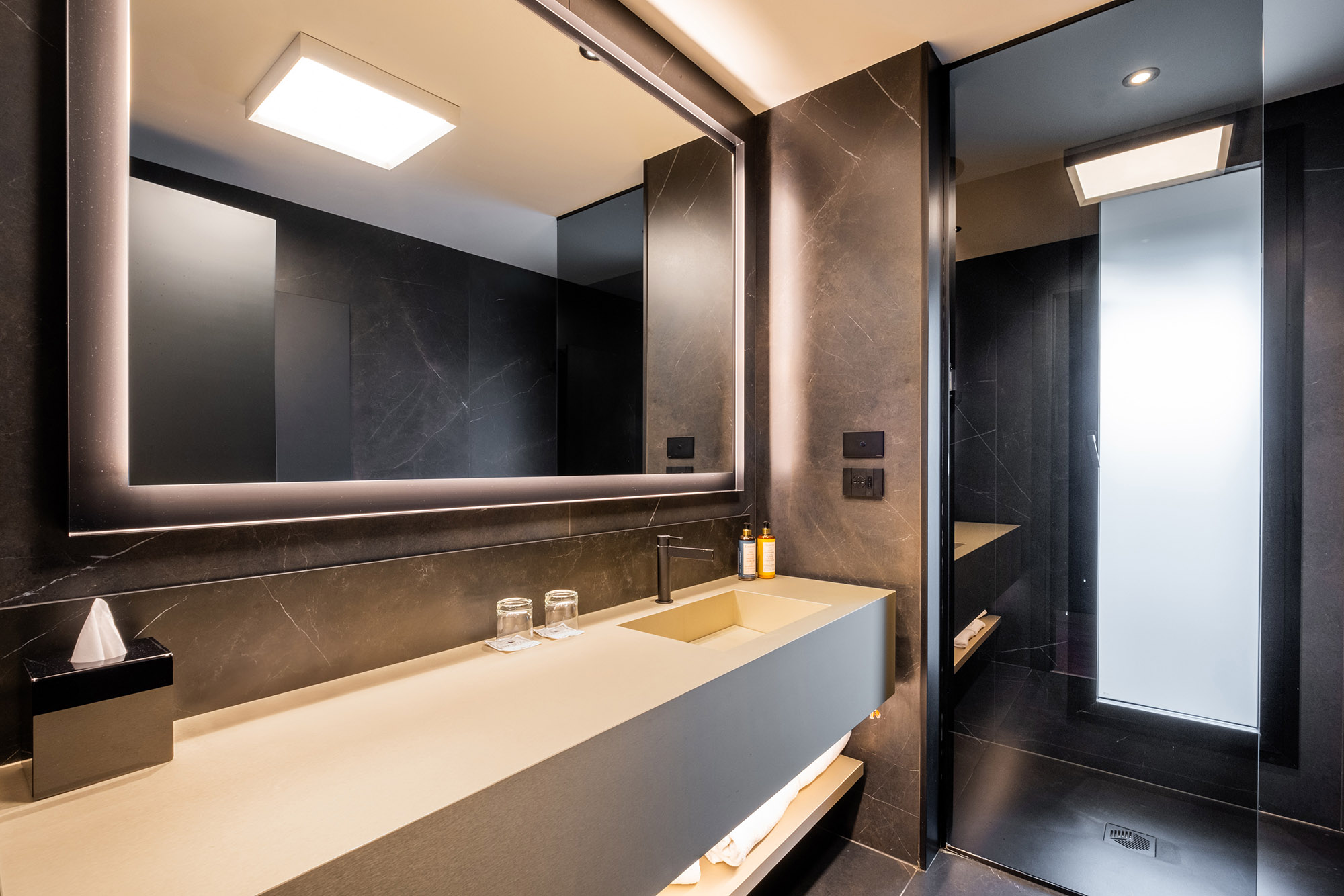 Suite Deluxe One Bedroom