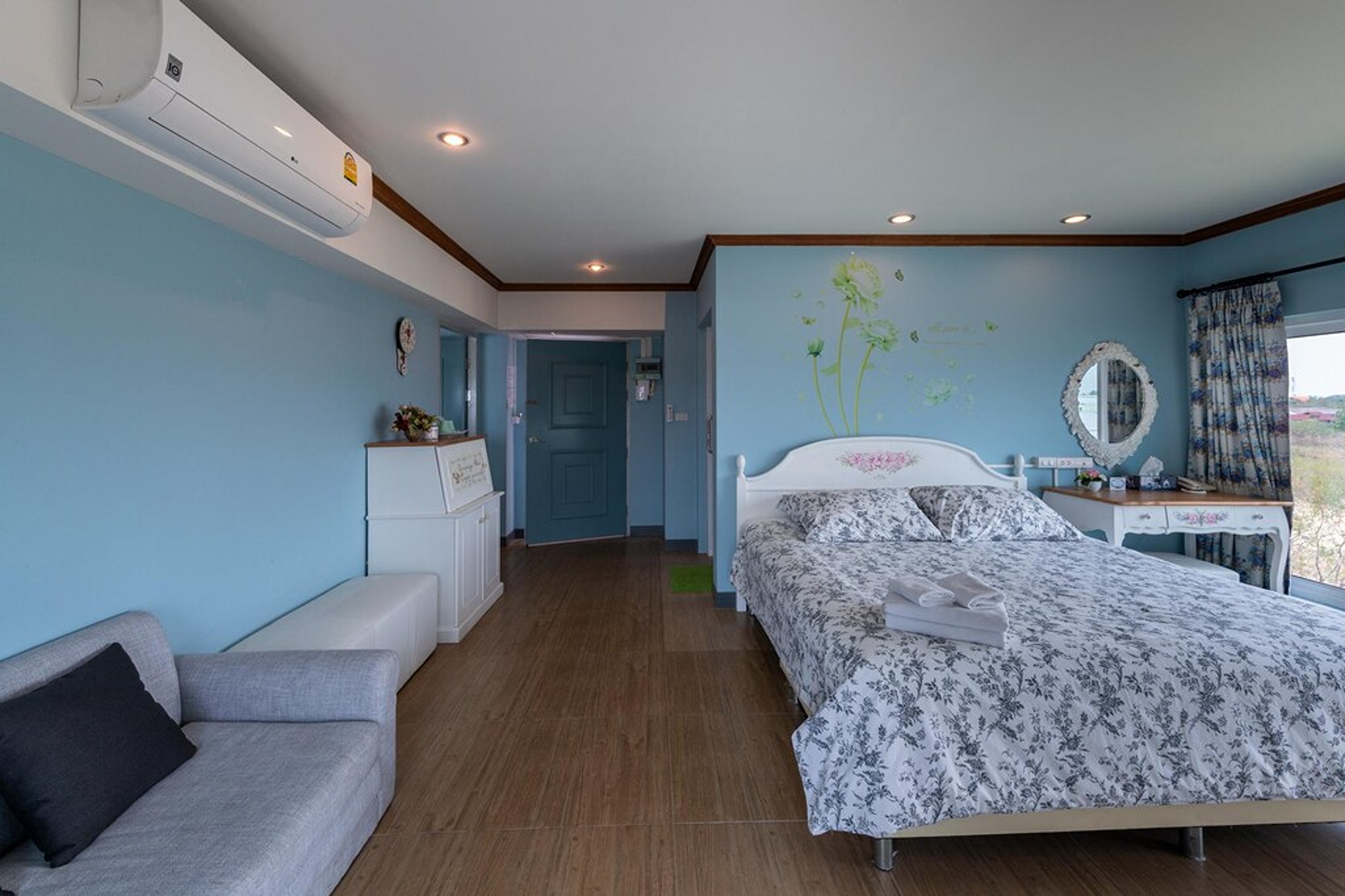 Family Room Standard