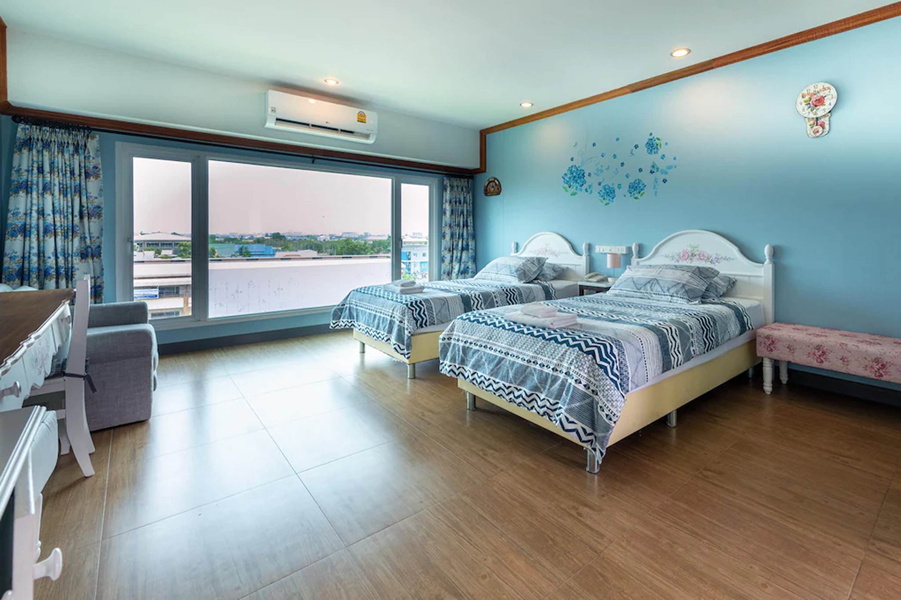 Family Room Standard