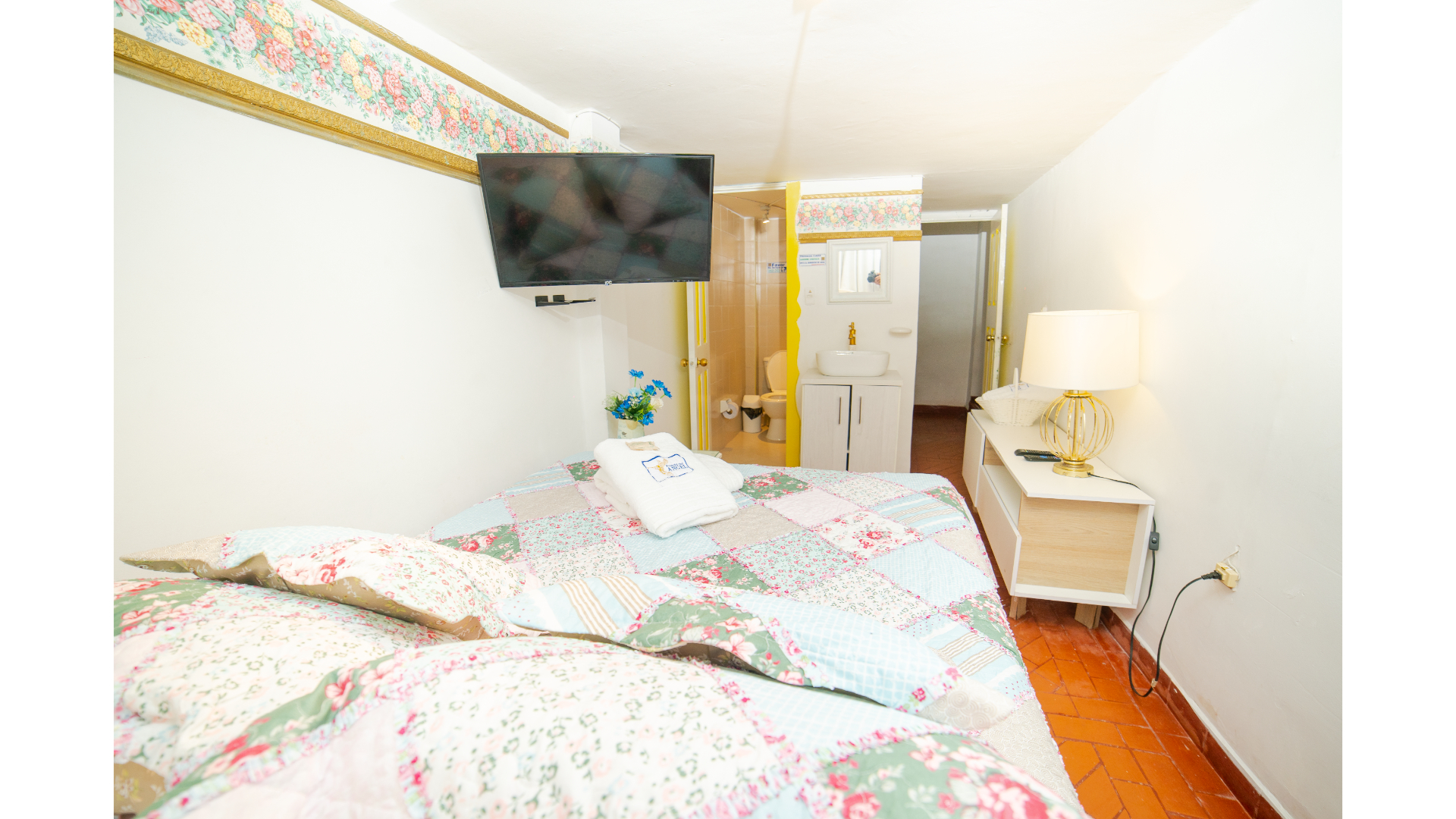 Double One Bedroom One Bathroom