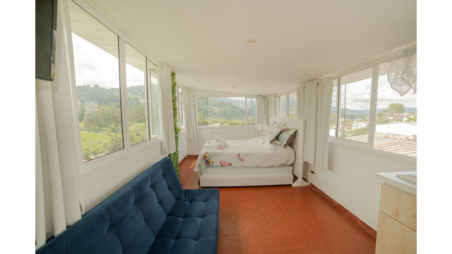 Apartment One Bedroom One Bathroom