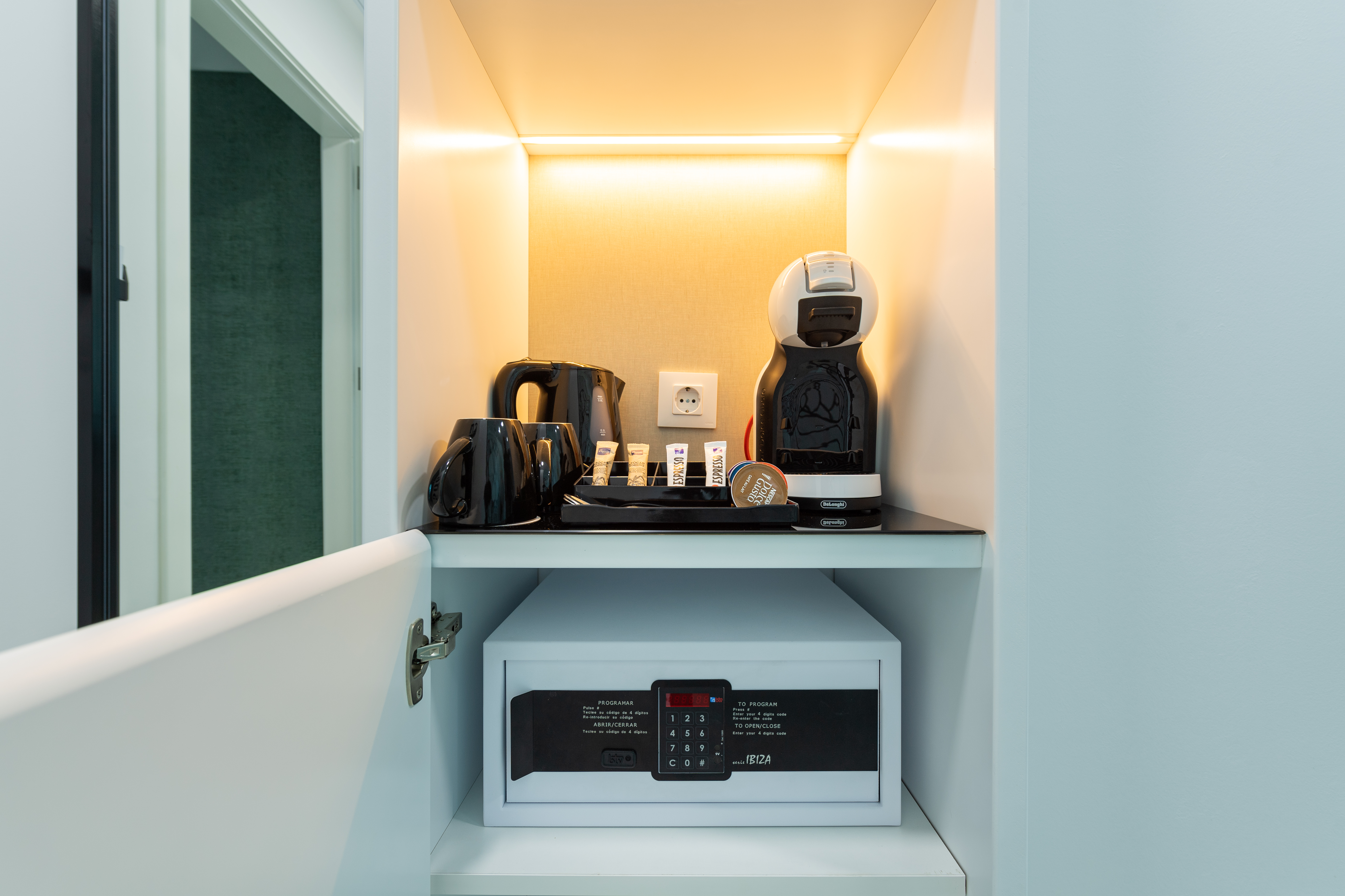 Double or Twin Standard