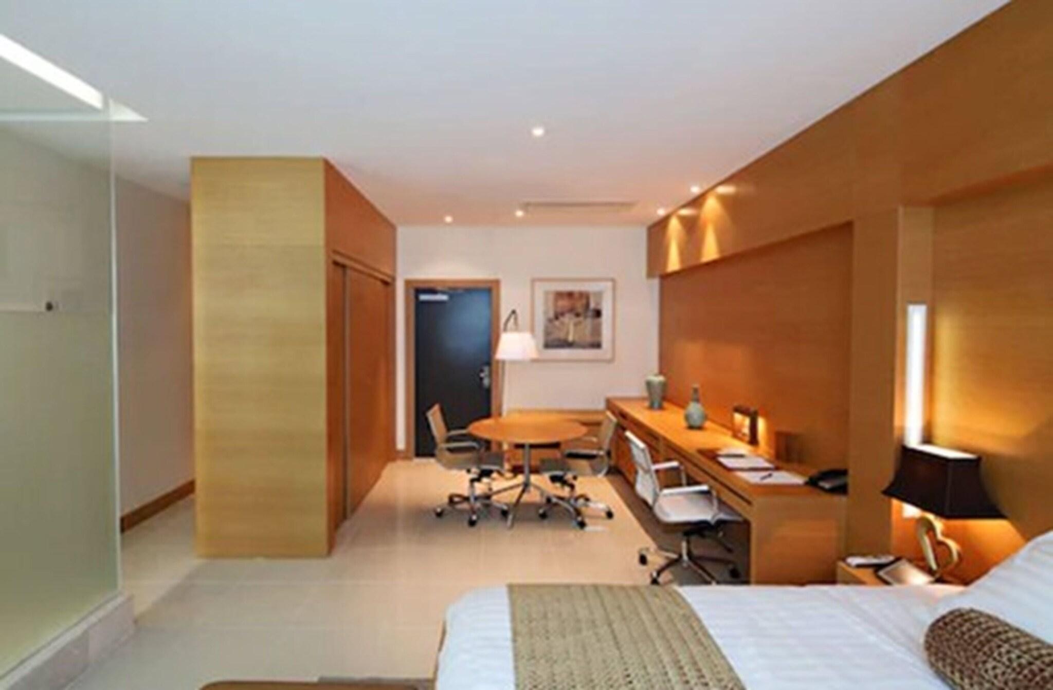 Double King Size Bed