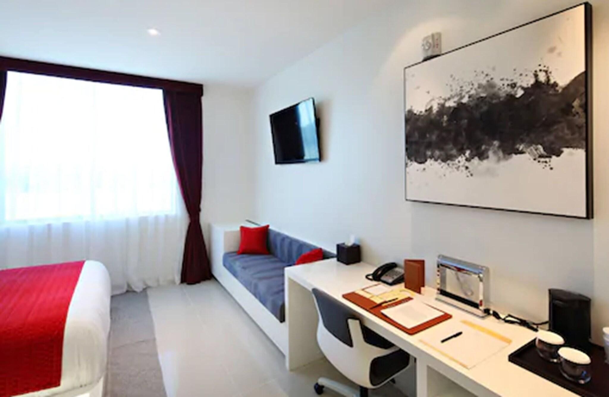 Double King Size Bed