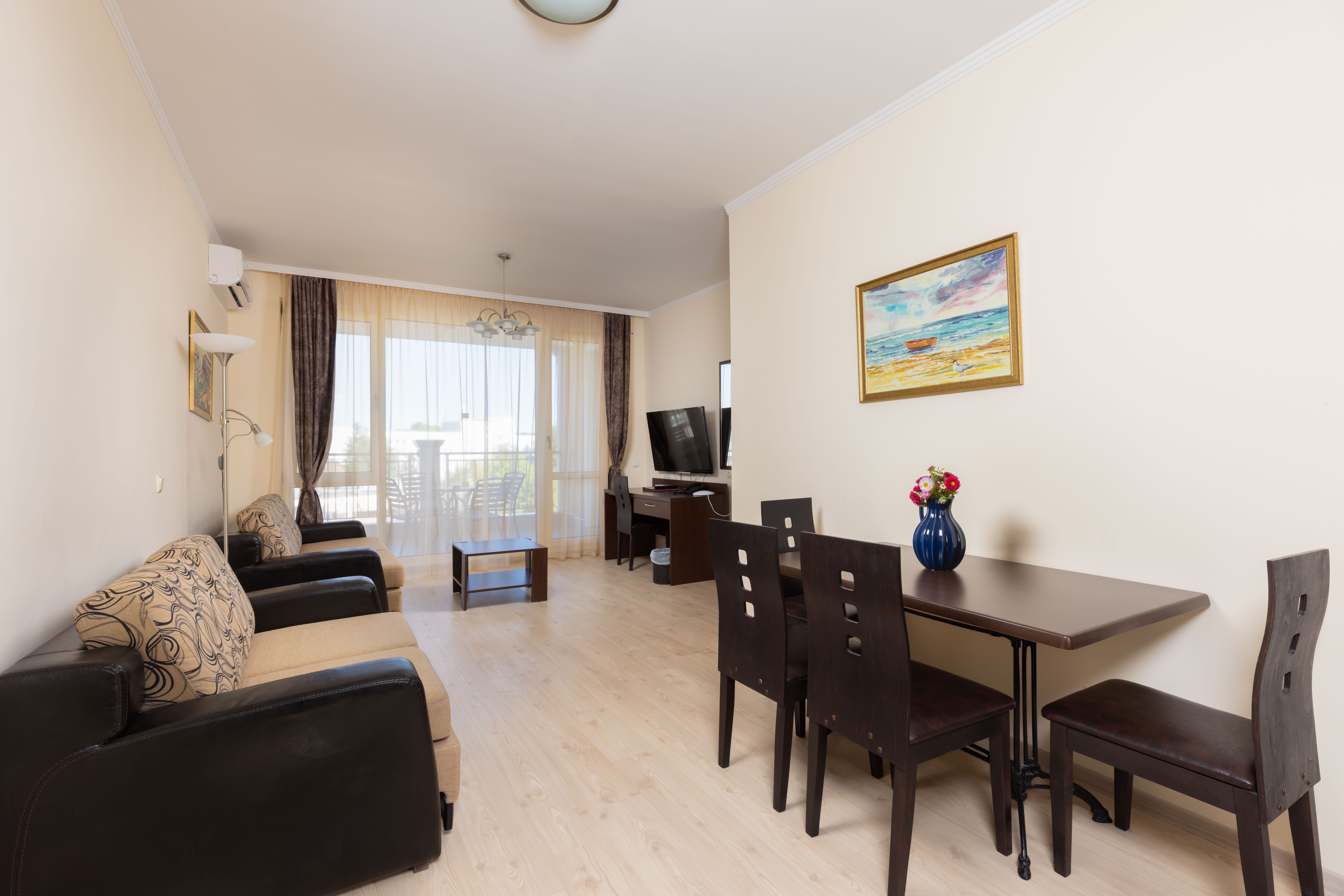 Apartment Two Bedrooms One Bathroom