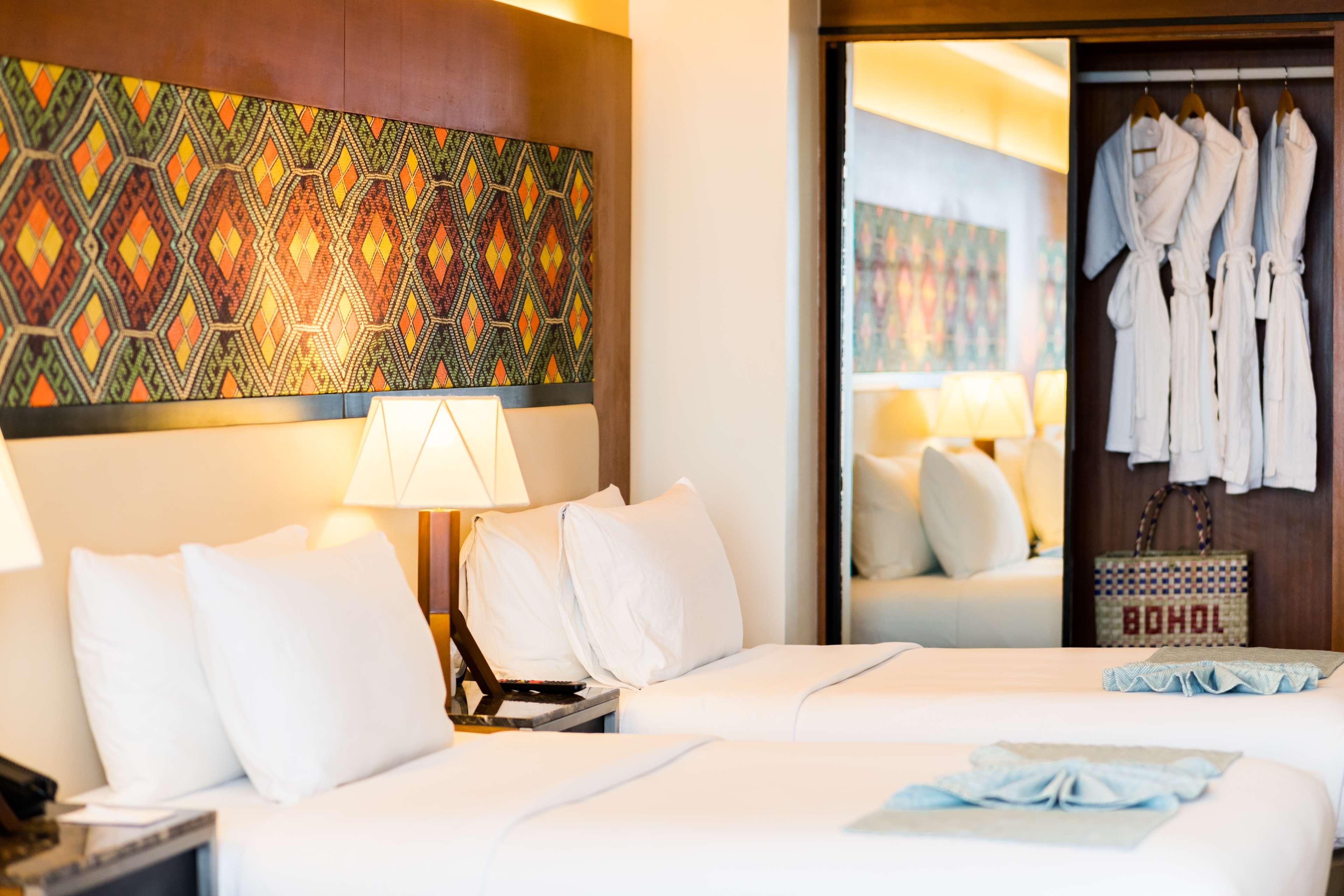 Family Room Capacity 5