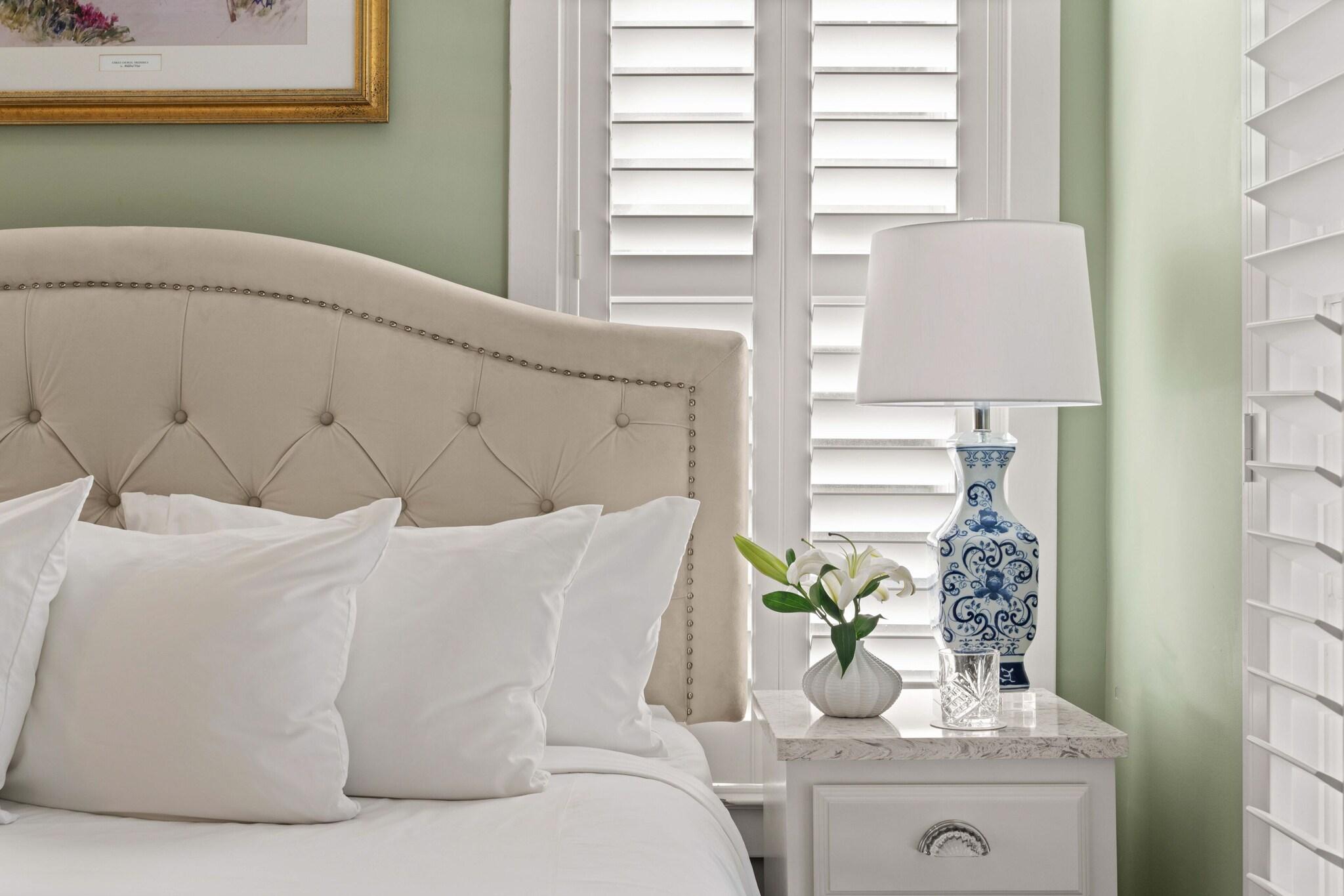 Double Deluxe King Bed