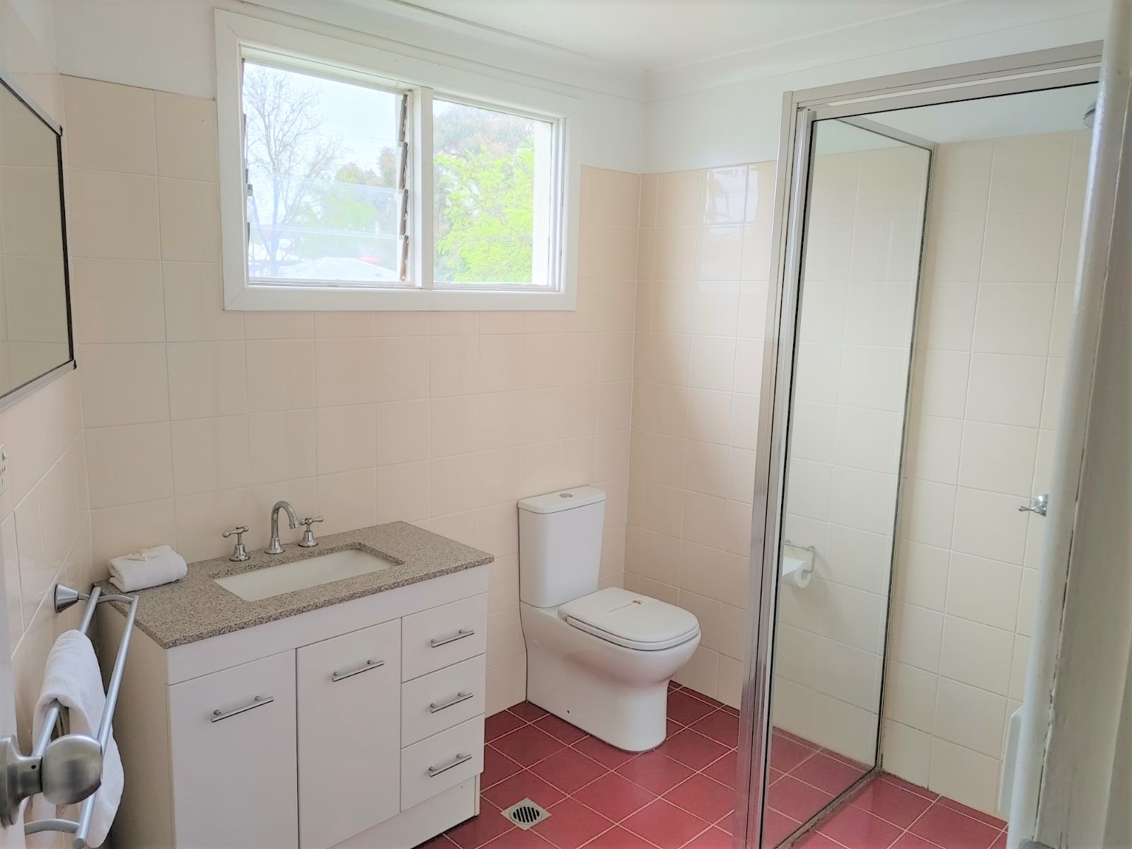 Apartment Two Bedrooms One Bathroom