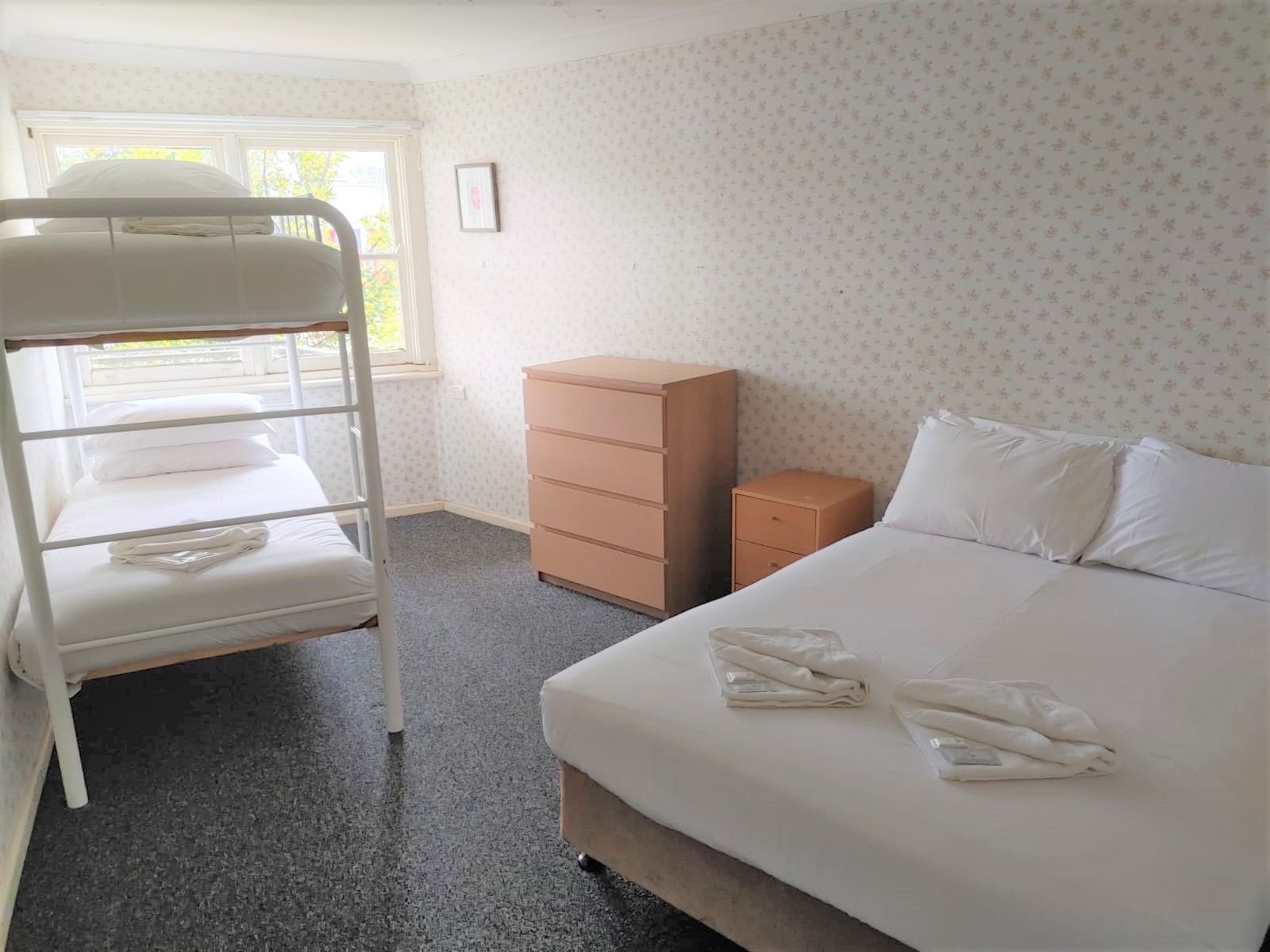 Apartment Two Bedrooms One Bathroom