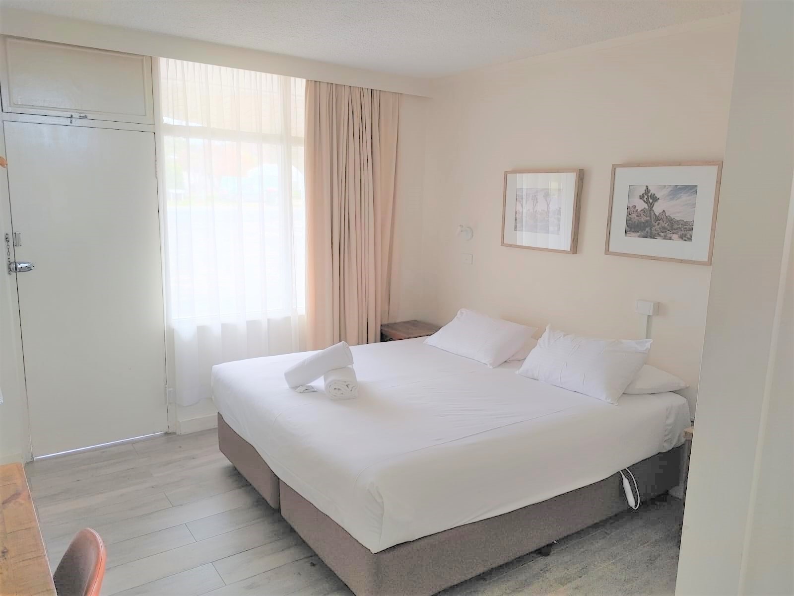 Double or Twin Standard