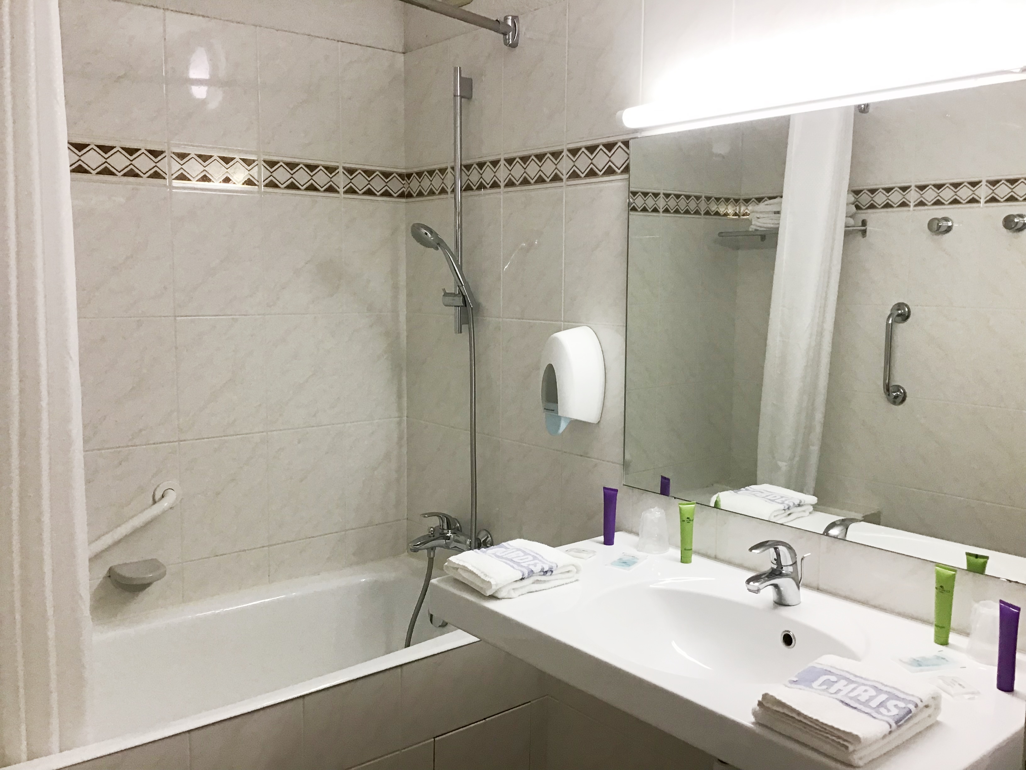 Double or Twin Standard