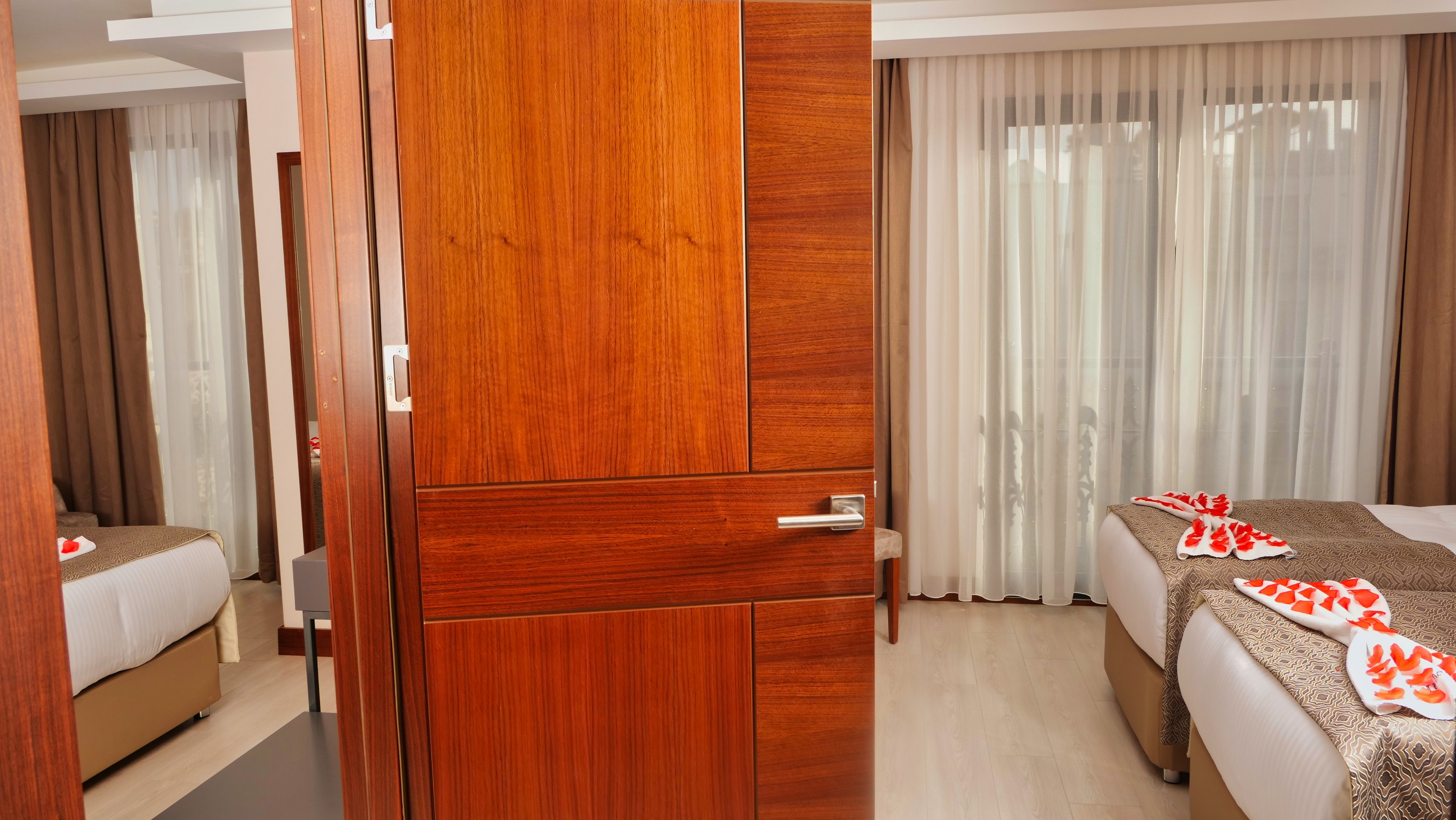 Family Room Connecting Room