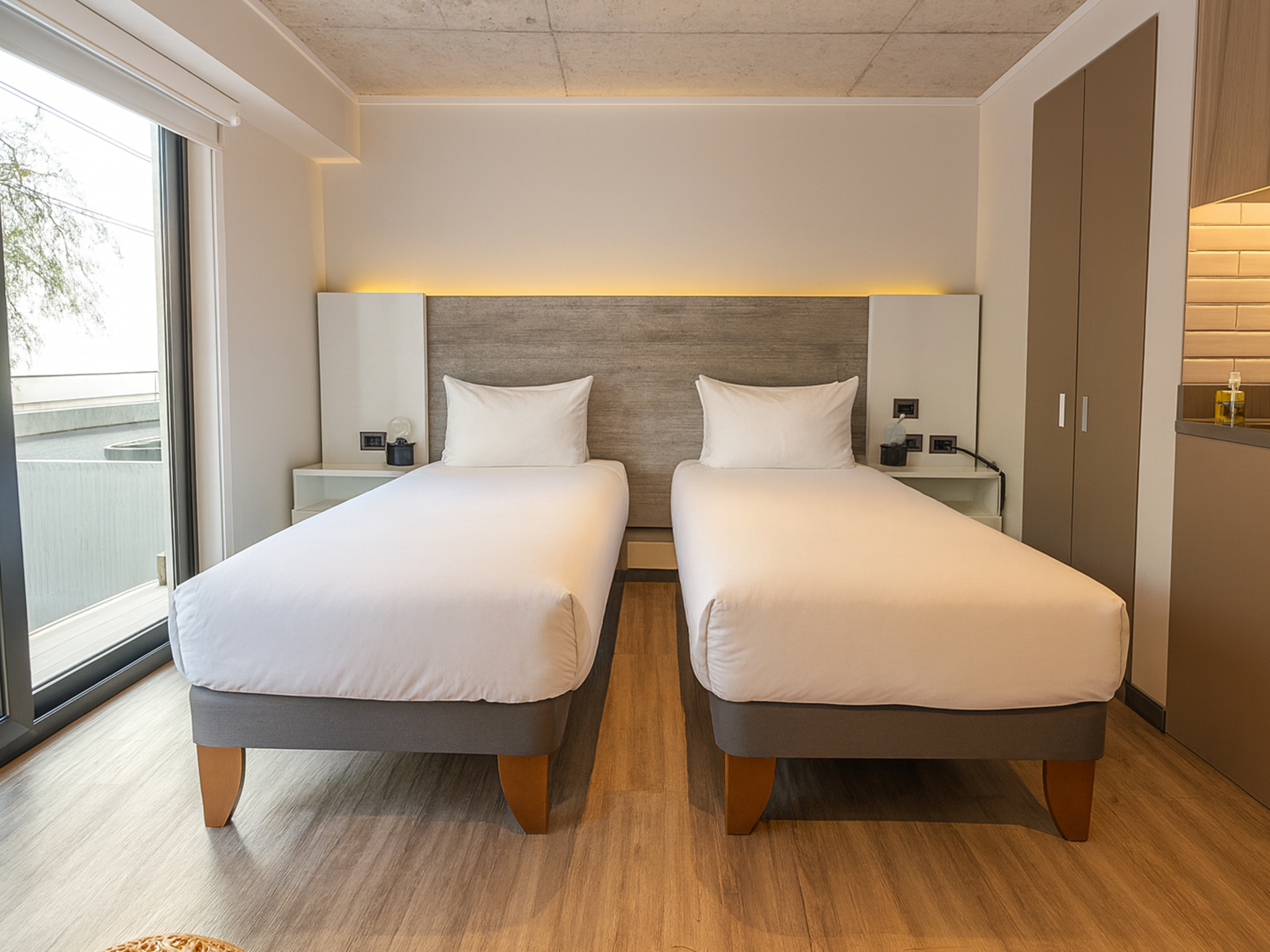 Studio Two Beds