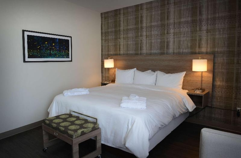 Studio King Size Bed