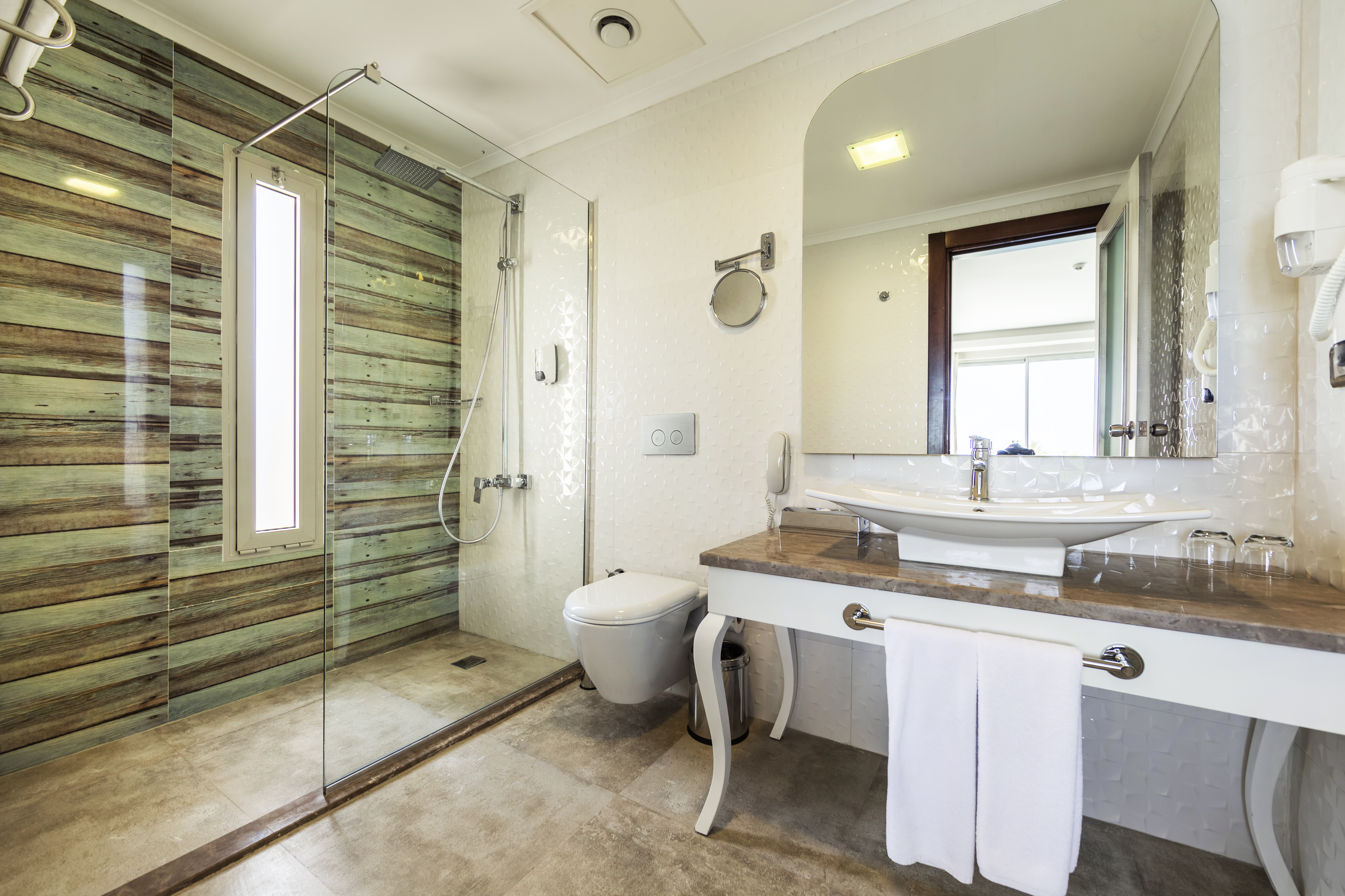 Family Room Lagoon View