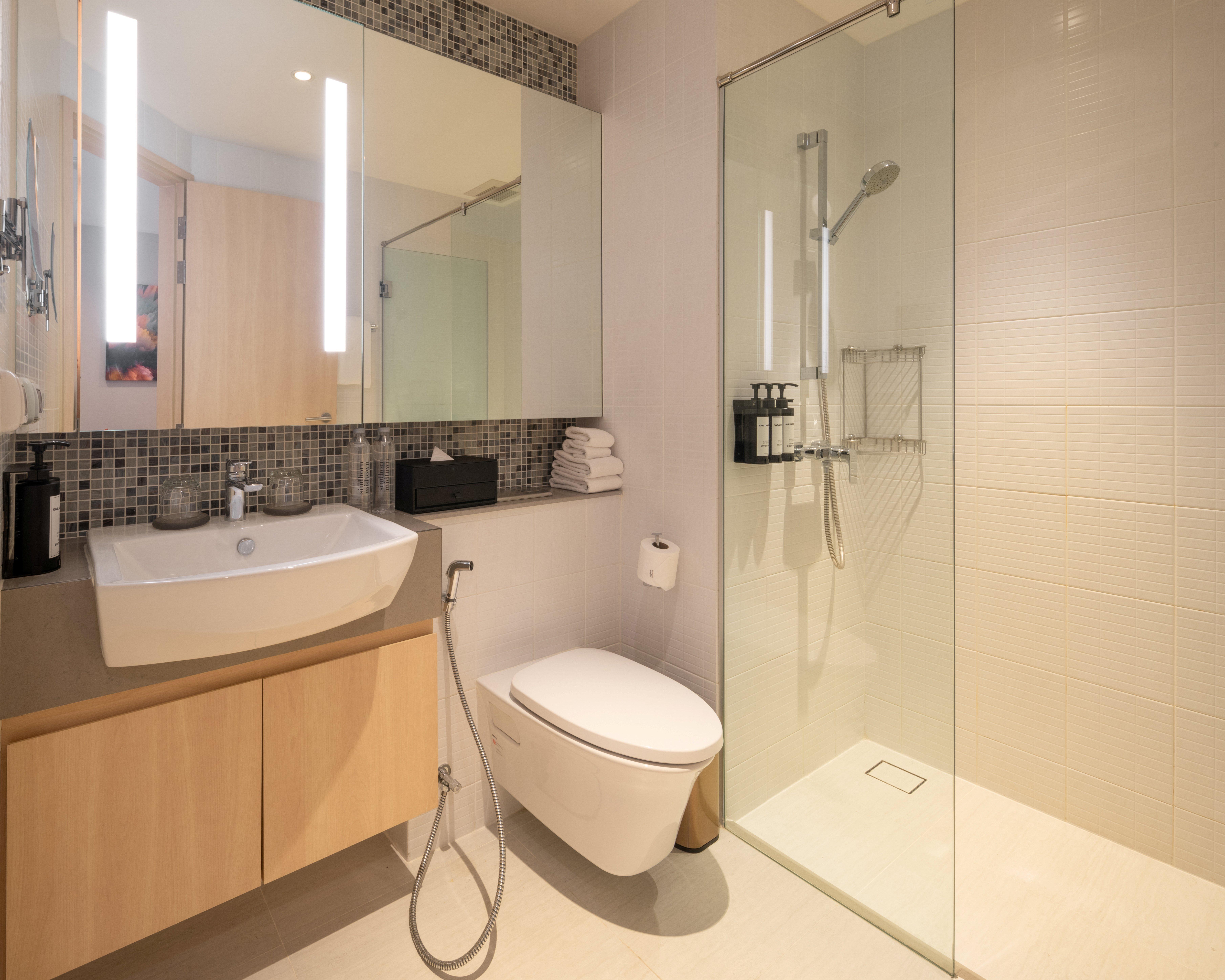 Studio King Size Bed