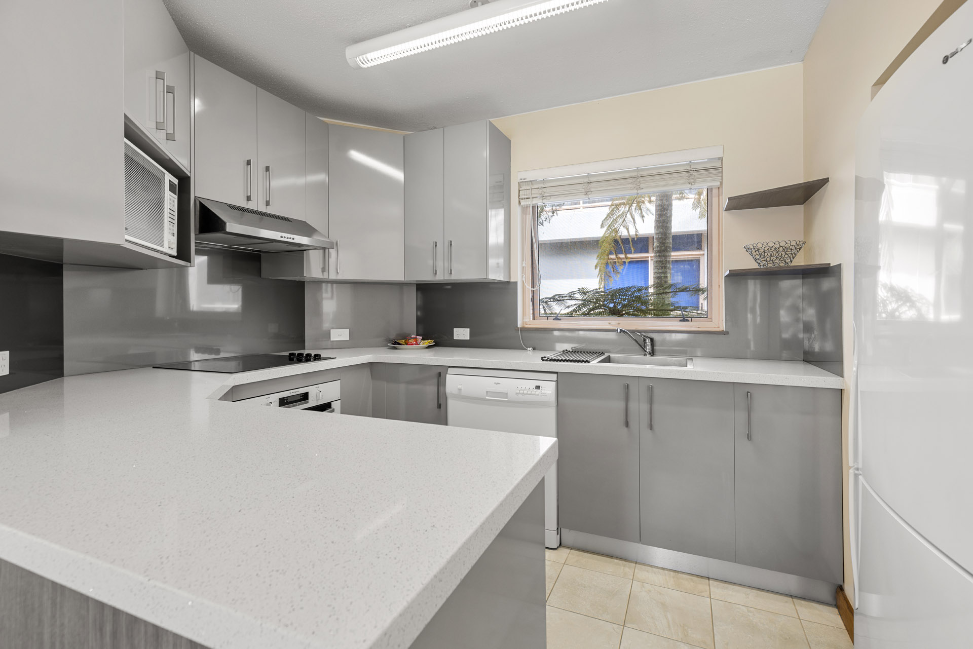 Apartment Three Bedrooms Three Bathrooms