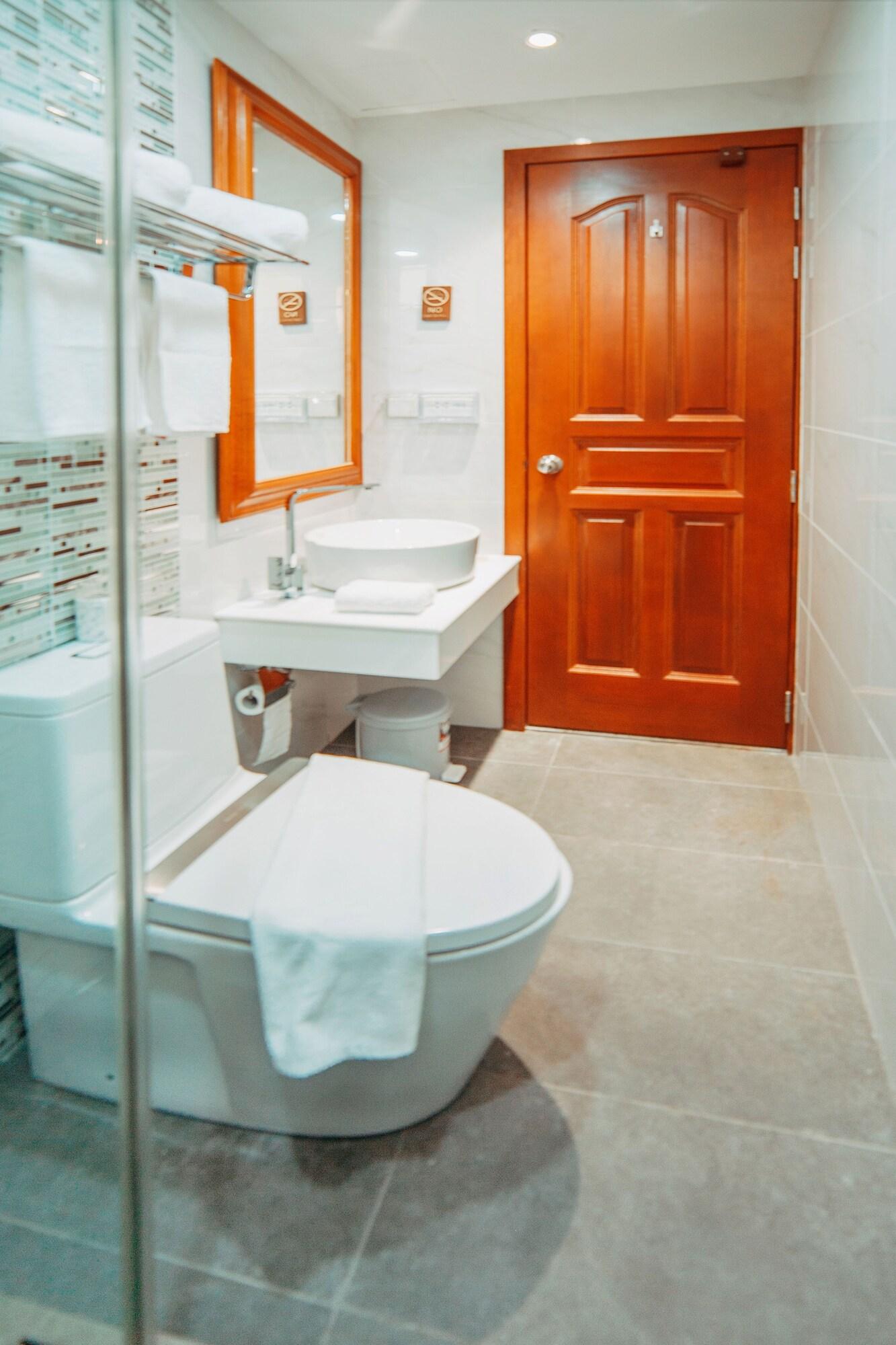 Double Deluxe with Views