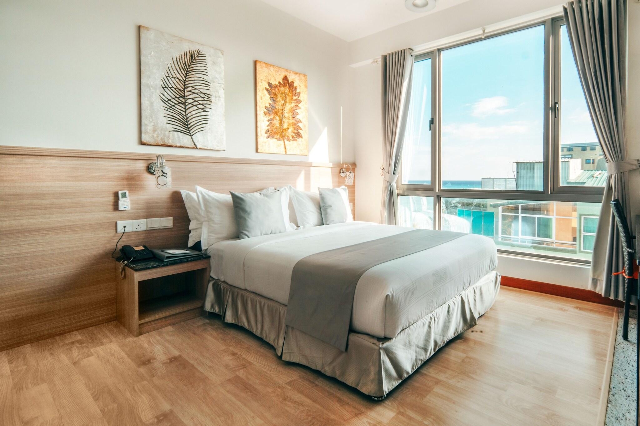 Double Deluxe with Views