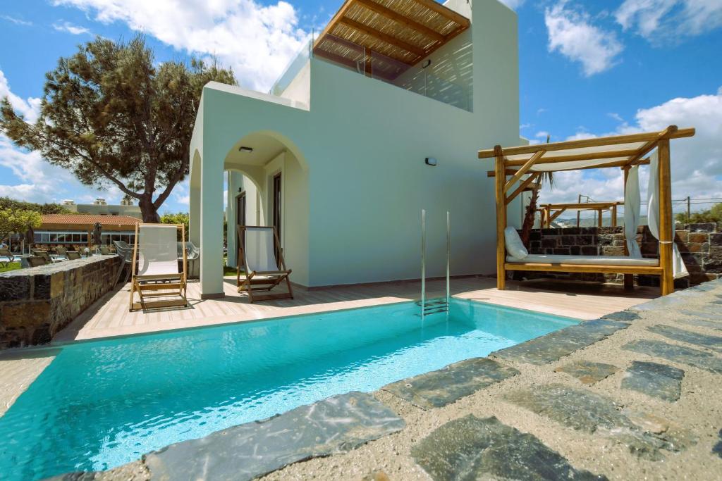 Suite with Private Pool