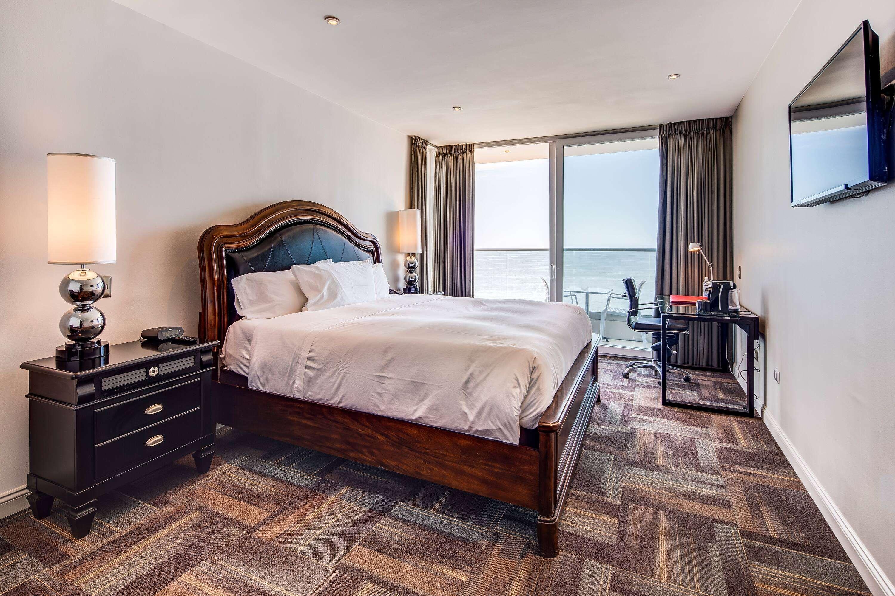 Double Deluxe Ocean Front