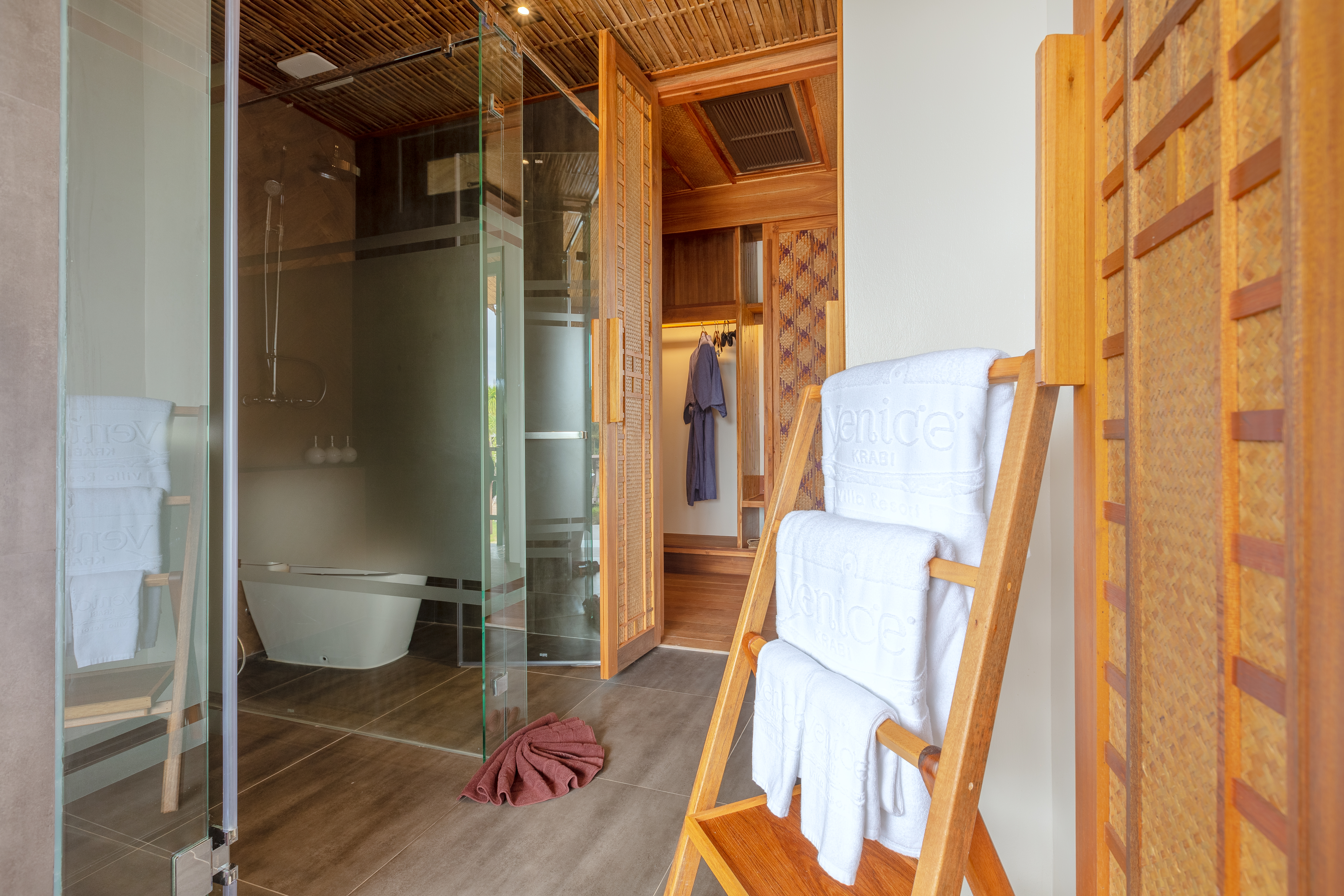 Double Deluxe with Views