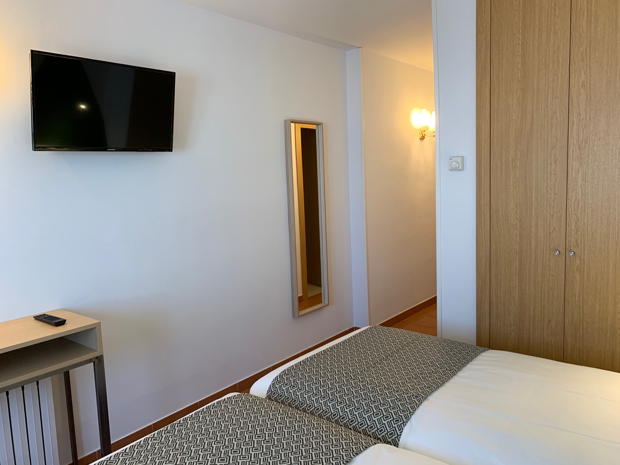 Double or Twin Standard