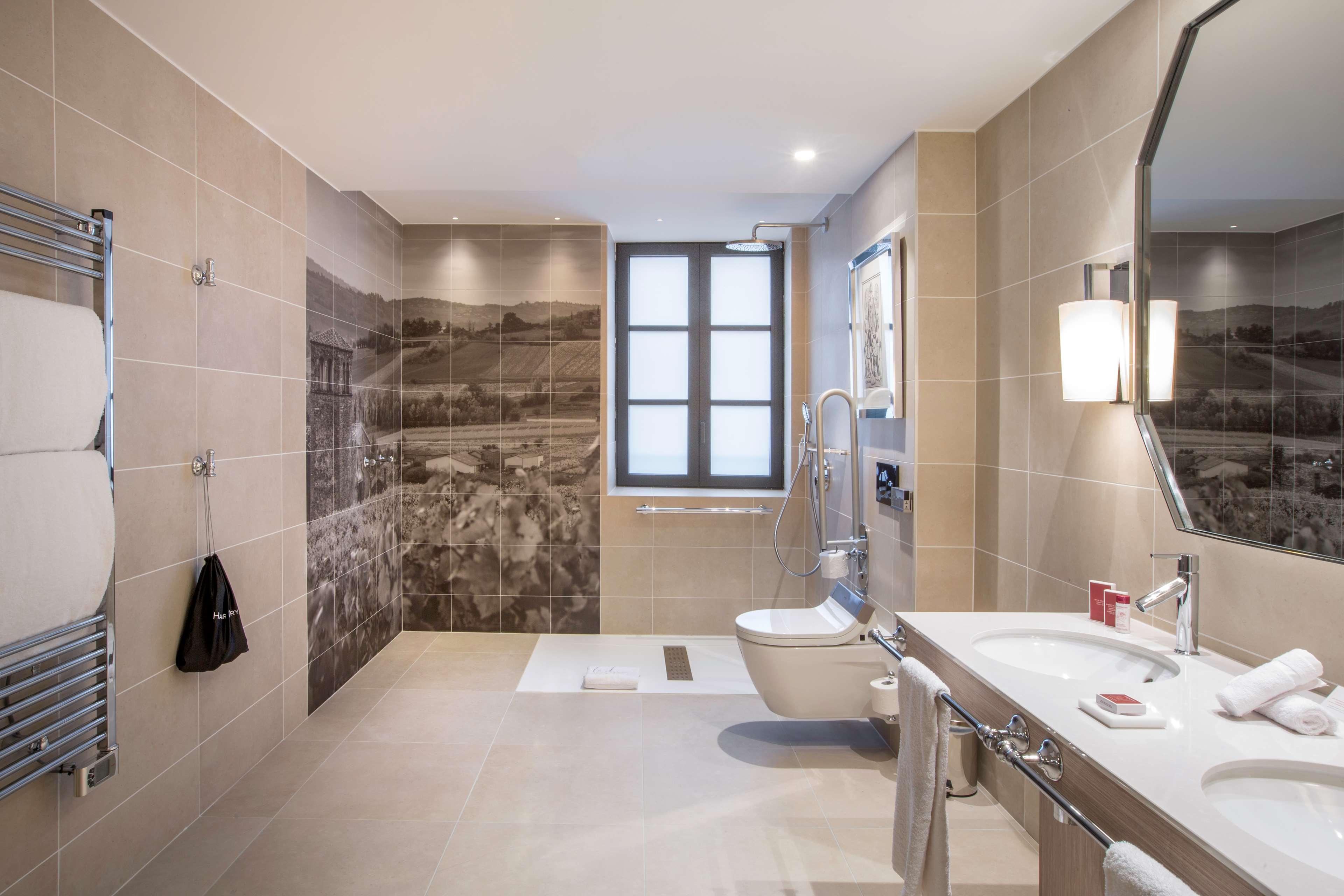 Family Room Capacity 4