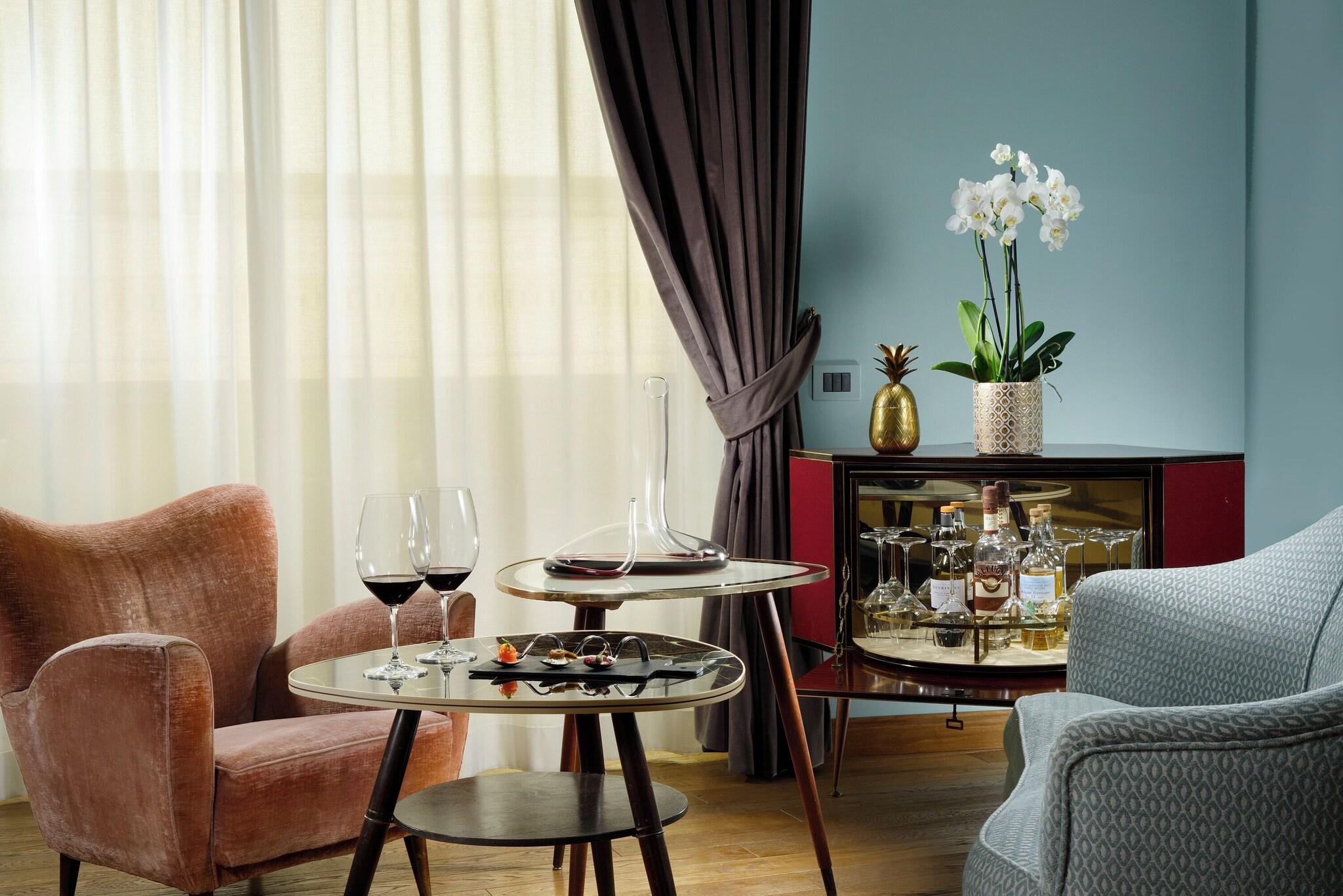 Suite Deluxe King Bed