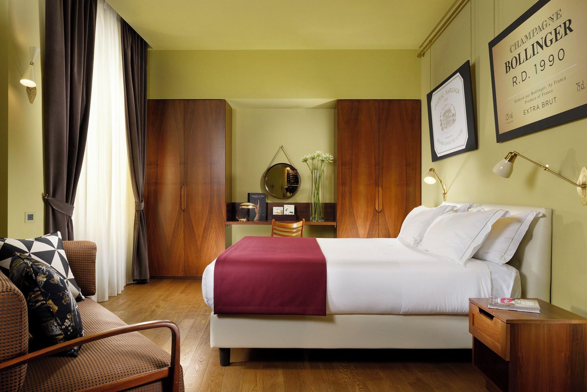 Suite Deluxe King Bed