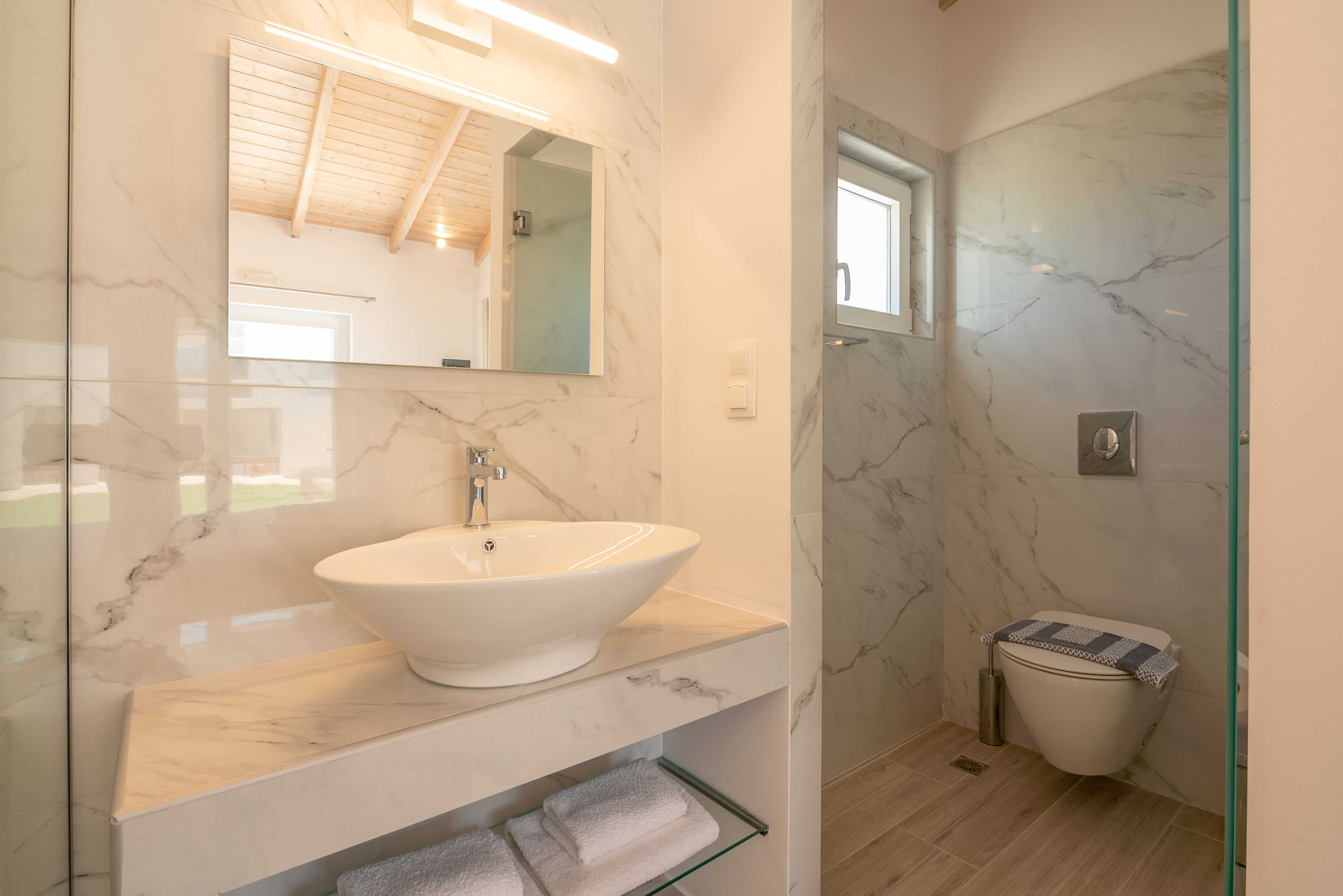 Double Deluxe Pool View