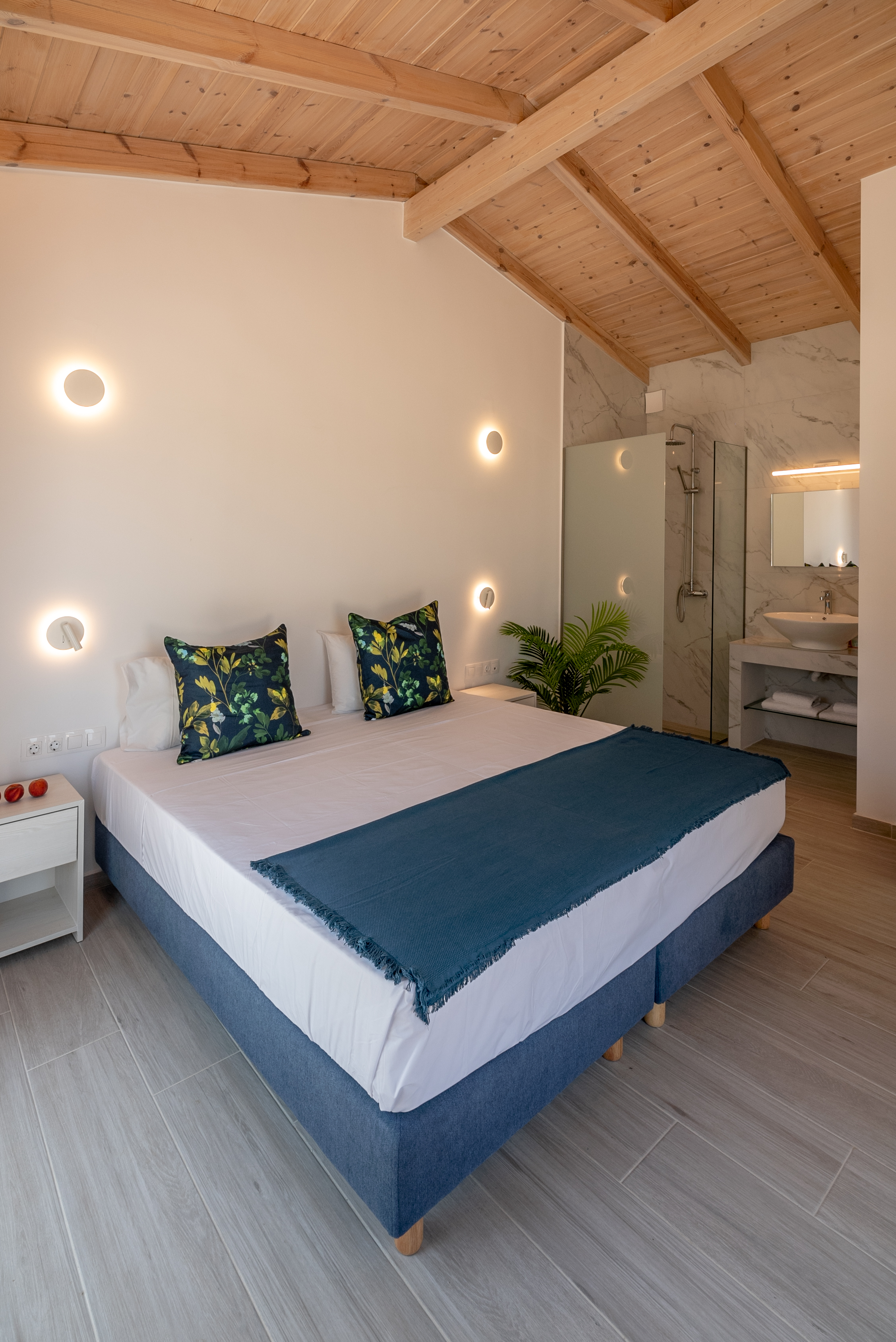 Double Deluxe Pool View