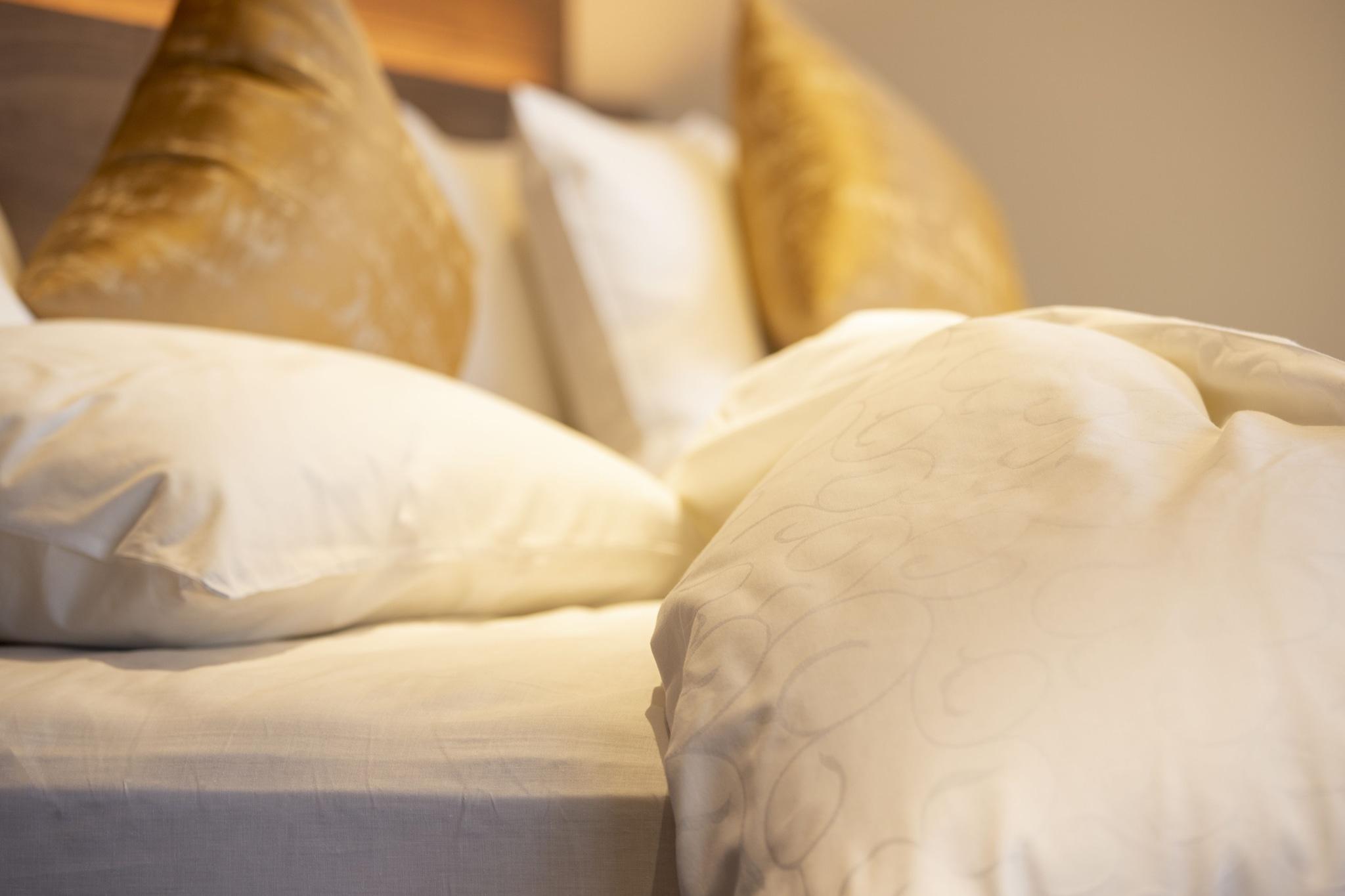 Double Deluxe King Bed