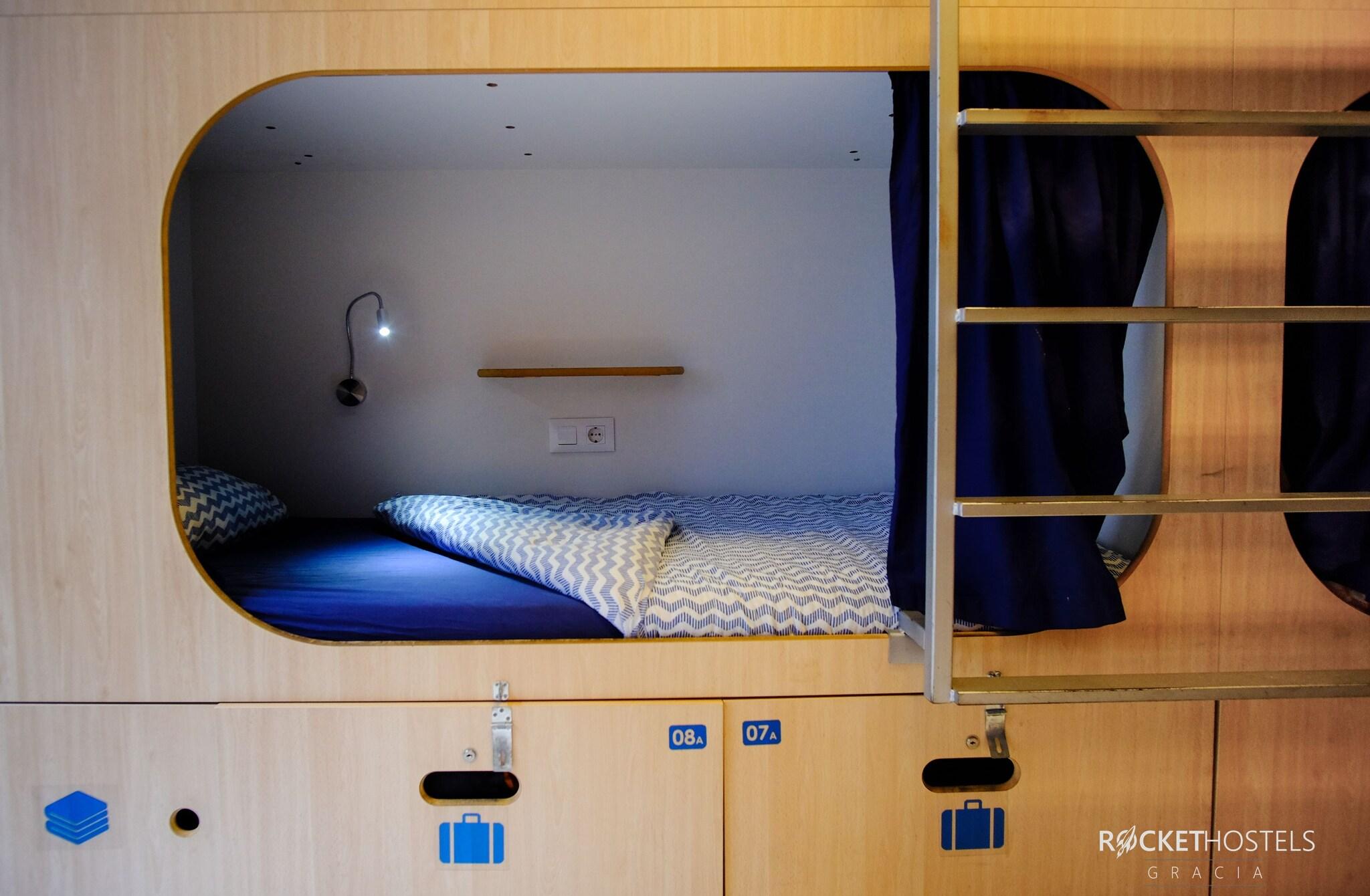 Bed in Dormitory with Shared Bathroom