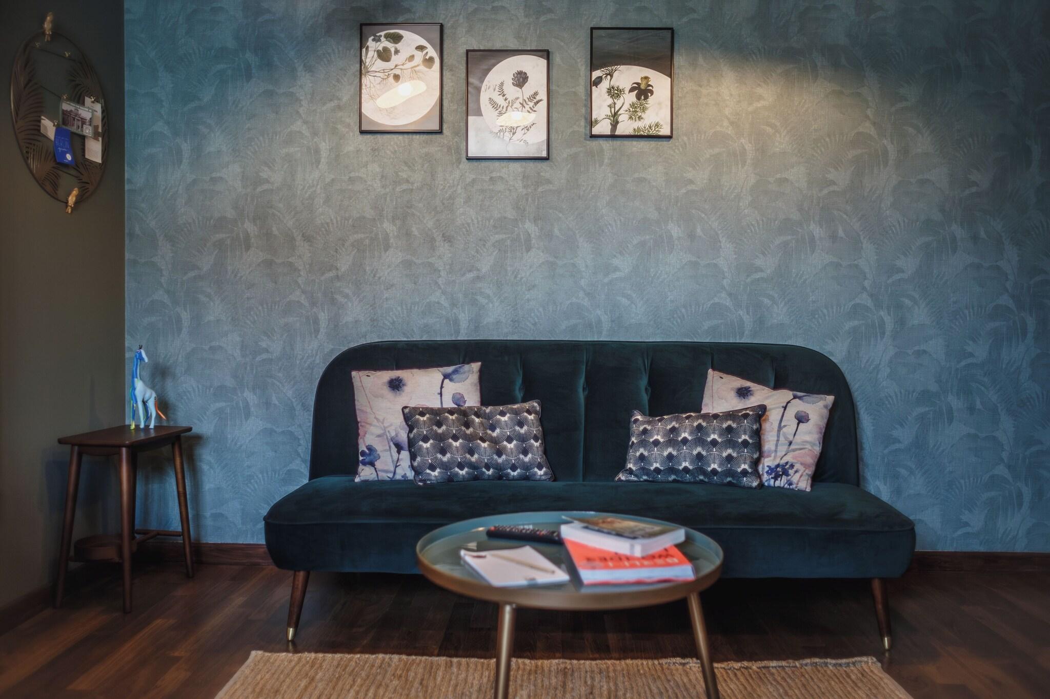 Apartment Queen Size Bed