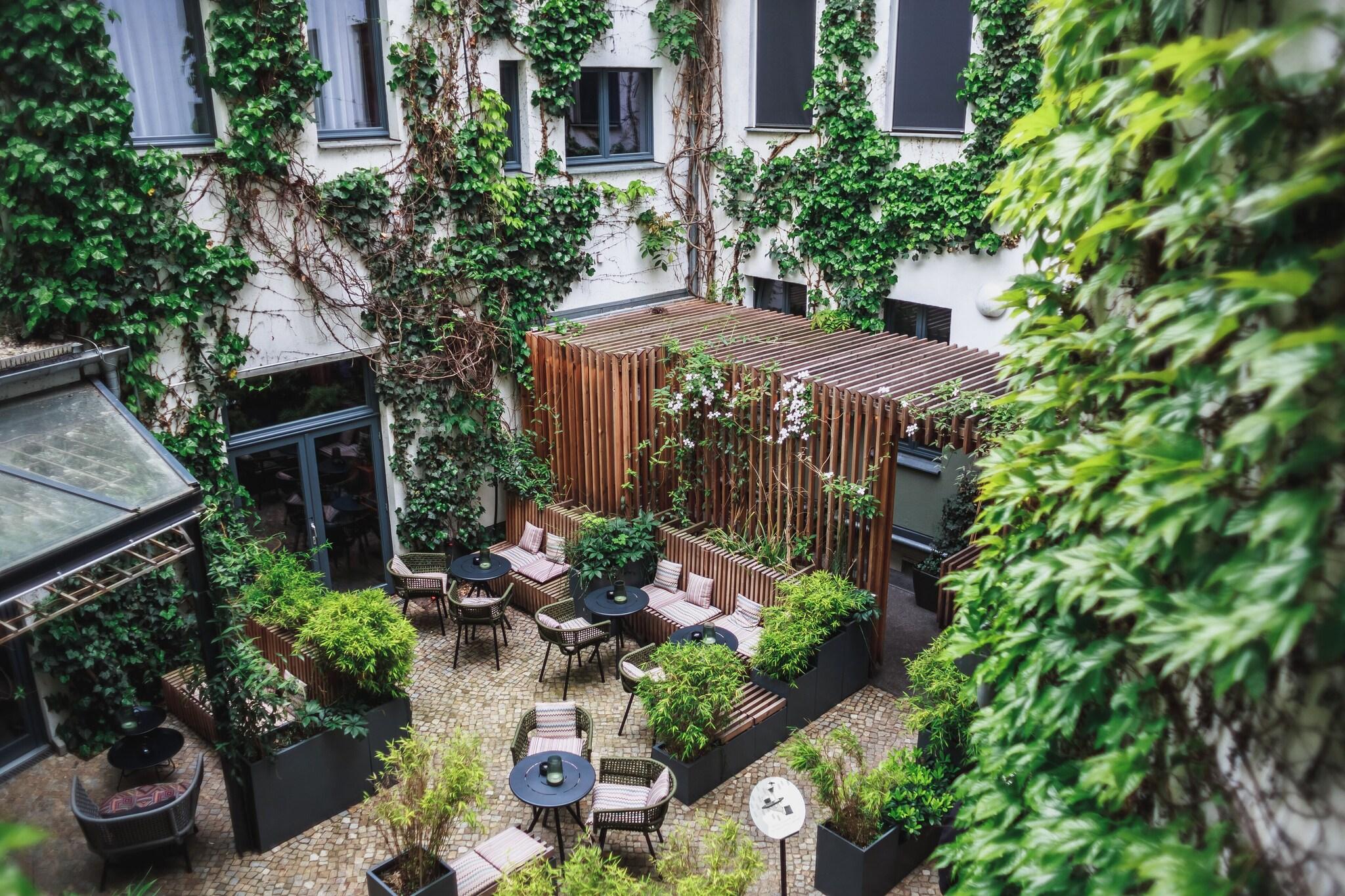 Junior Suite King Size Bed