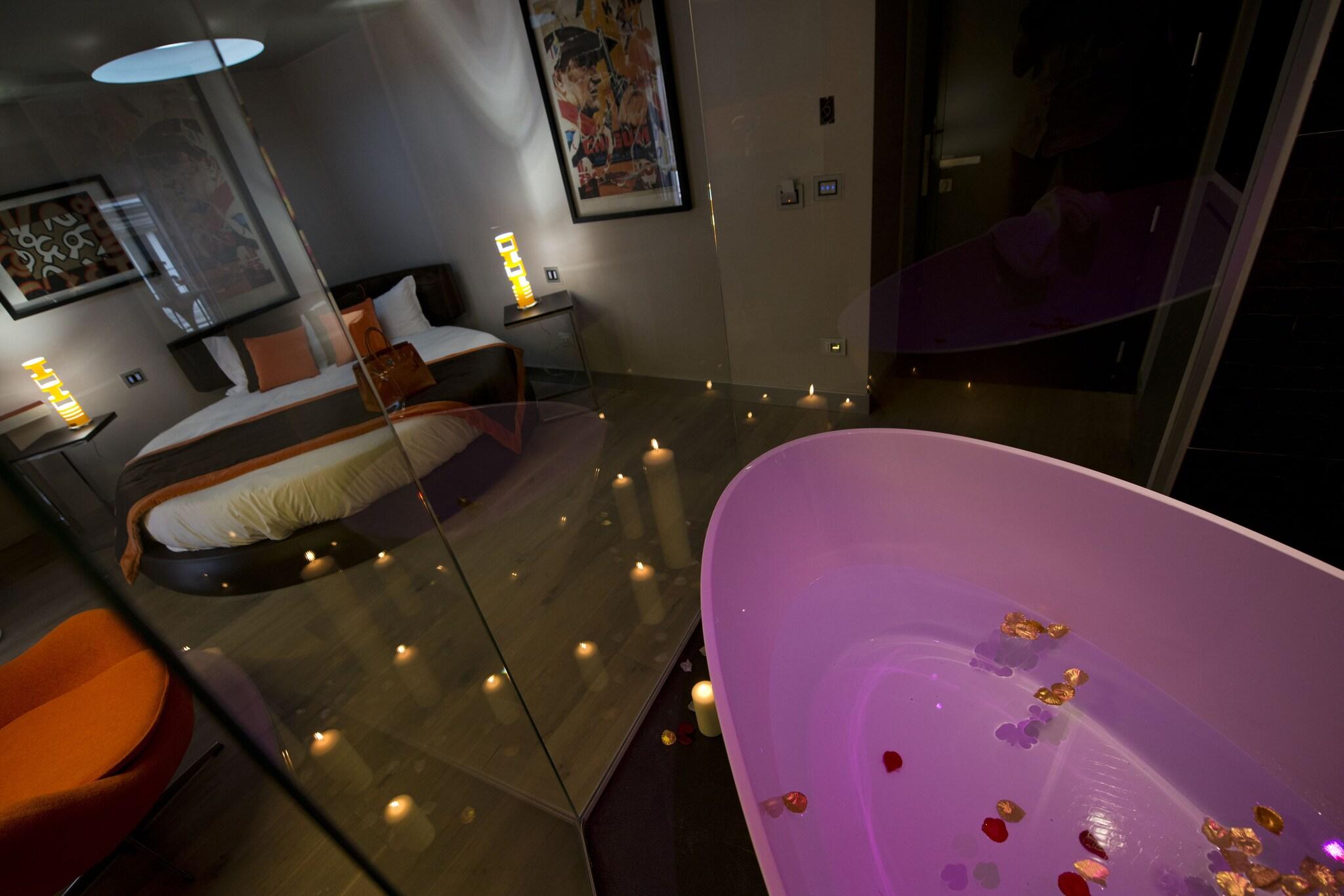 Double King Size Bed